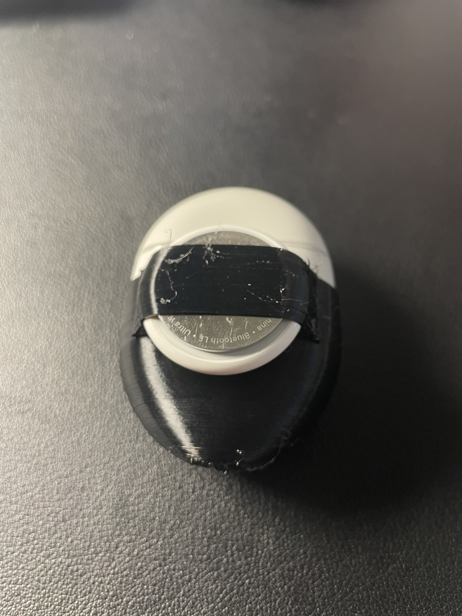 Bao da Google Pixel Buds A-Series kèm giá đỡ Airtag