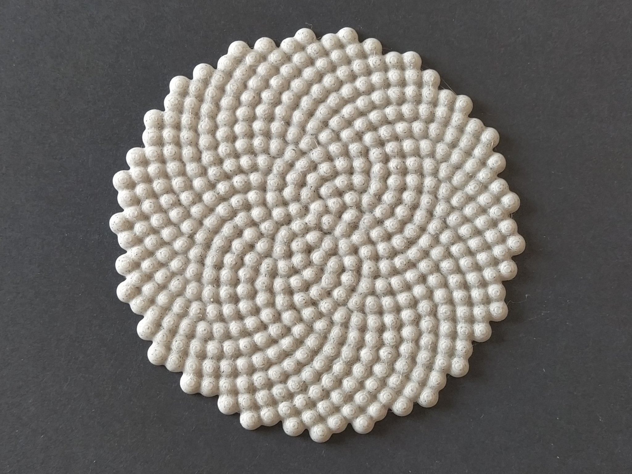 Giá đỡ ly phong cách phyllotaxis của Helmut Vogel