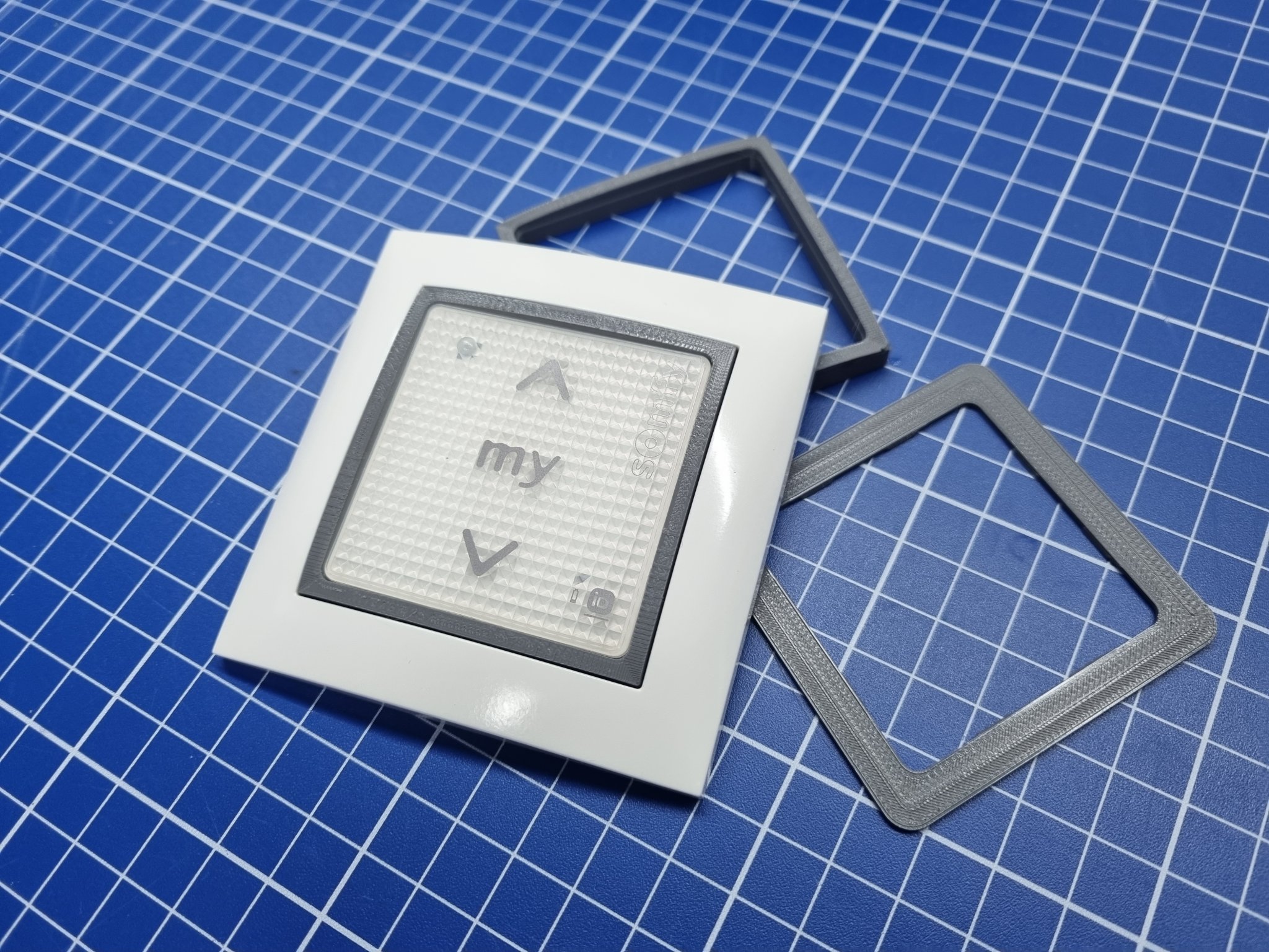 Bộ chuyển đổi Berker S1 sang Somfy Smoove