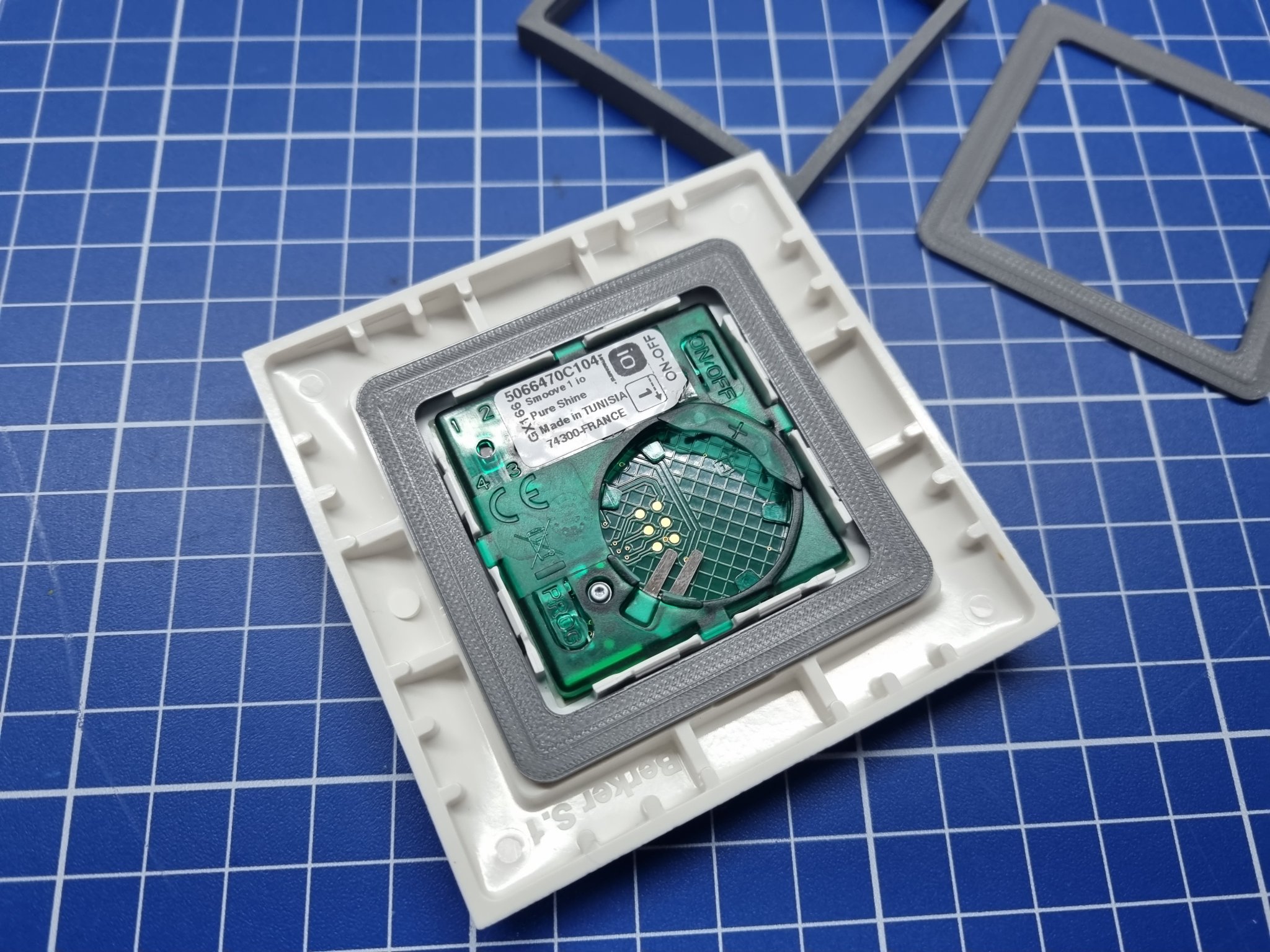 Bộ chuyển đổi Berker S1 sang Somfy Smoove