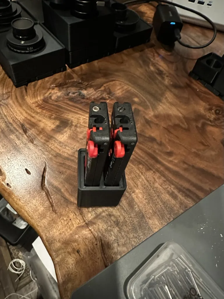 Giá đỡ Knipex precision strippers cho không gian 1x1