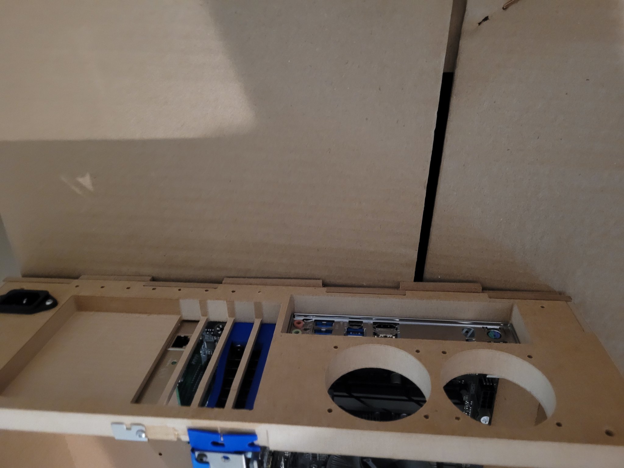 Hộp rackmount tùy chỉnh cho máy chủ với thiết kế mô-đun