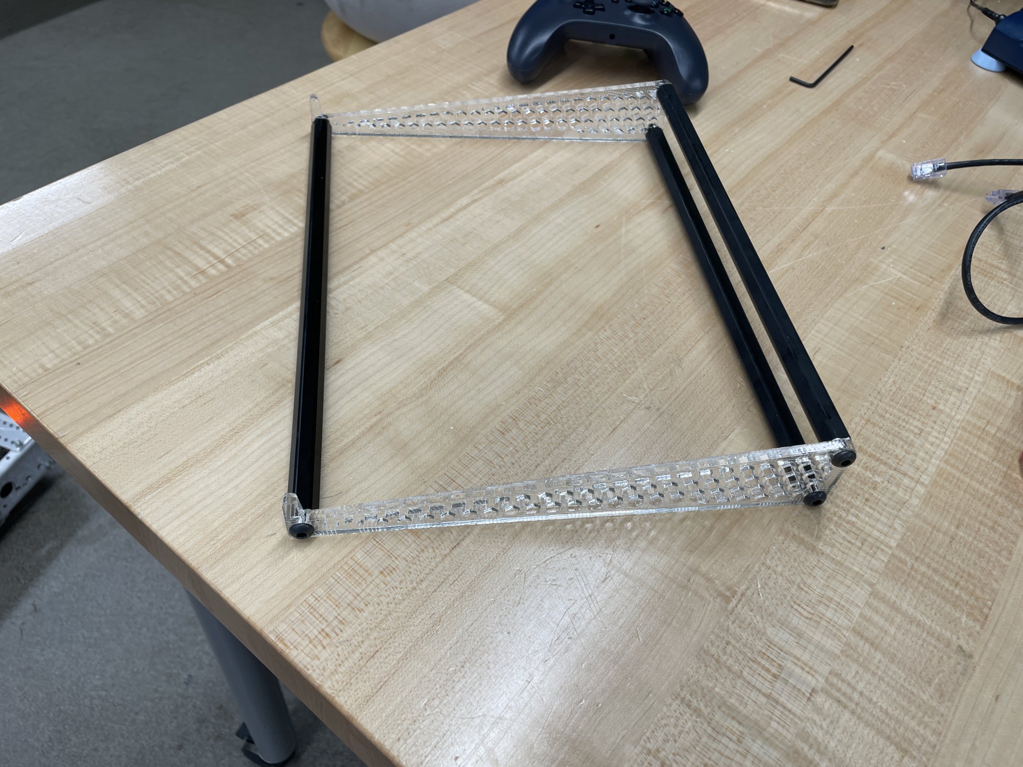 Giá đỡ laptop acrylic cho bạn bè đa màn hình