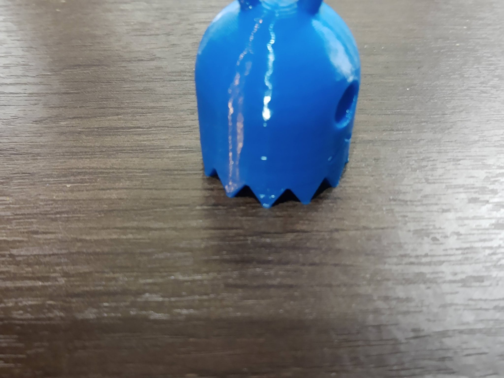 Móc khóa ma Pac-Man remix với miệng mở