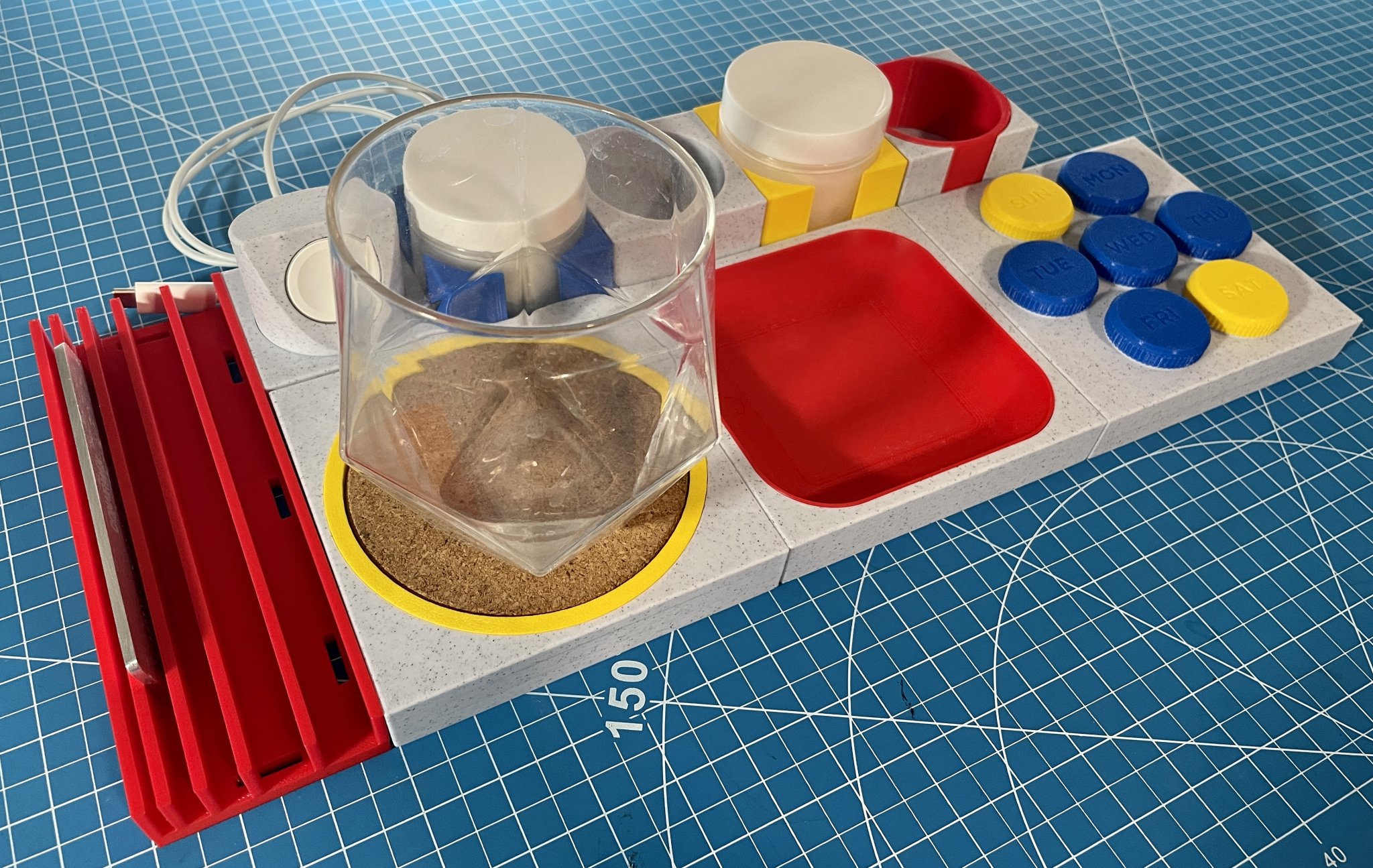 Hộp tổ chức thuốc cho hệ thống khay Bauhaus