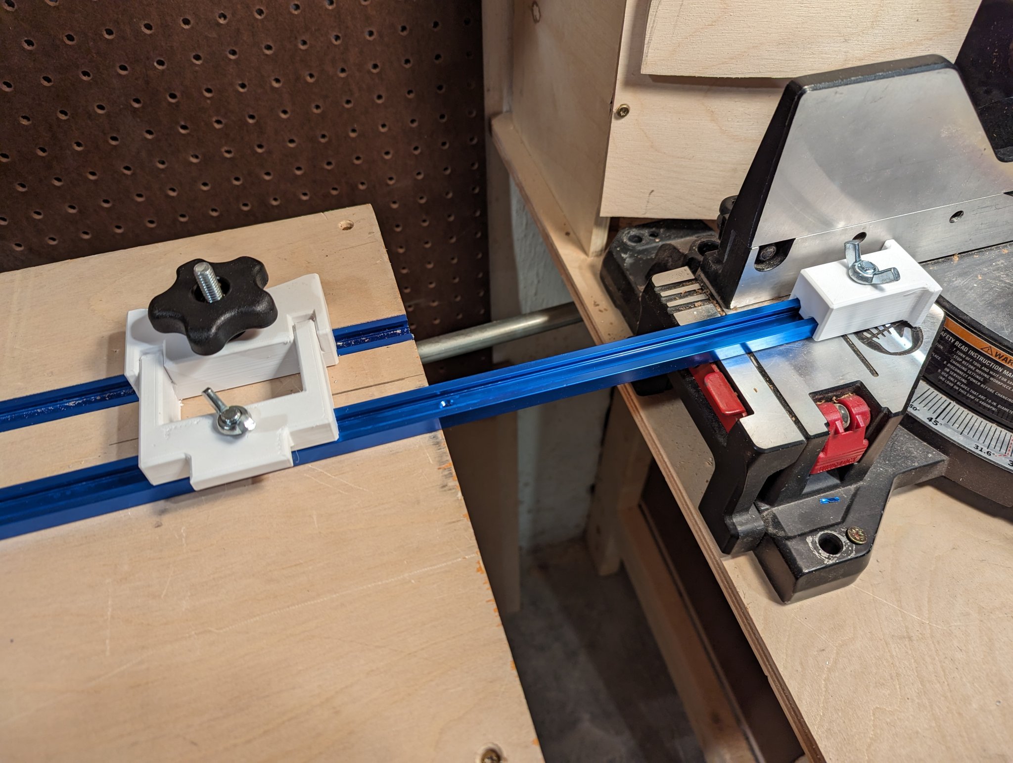 Khối dừng lật in tại chỗ cho trạm cưa góc không rào