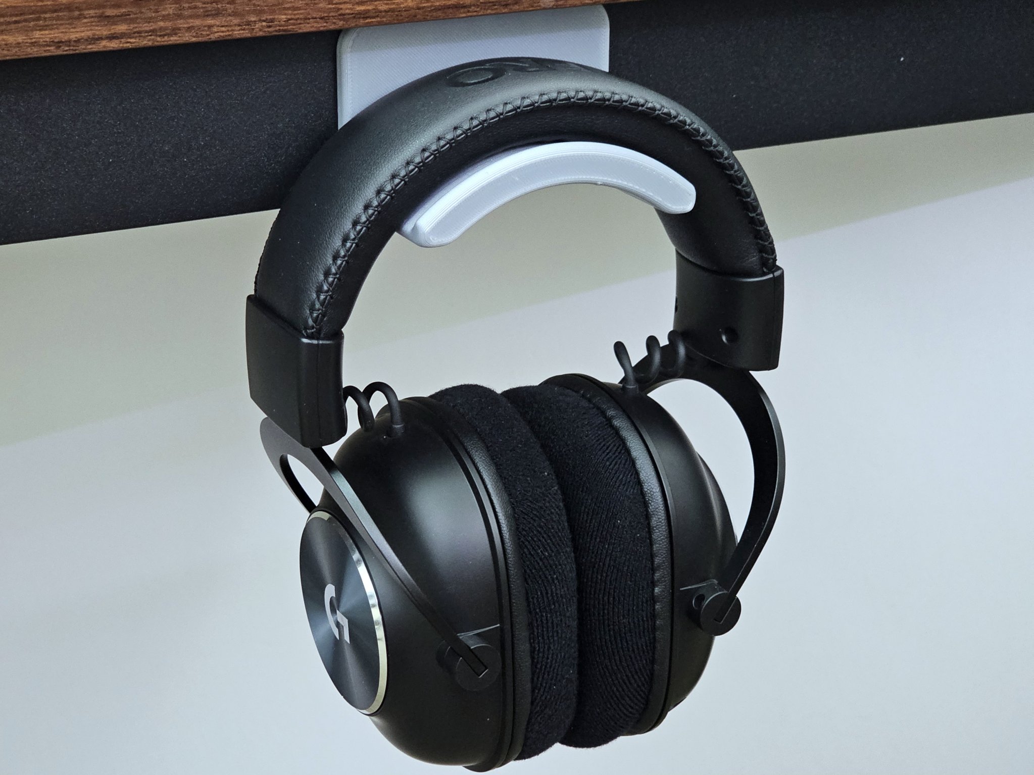 Giá đỡ tai nghe nam châm cho bàn làm việc kim loại