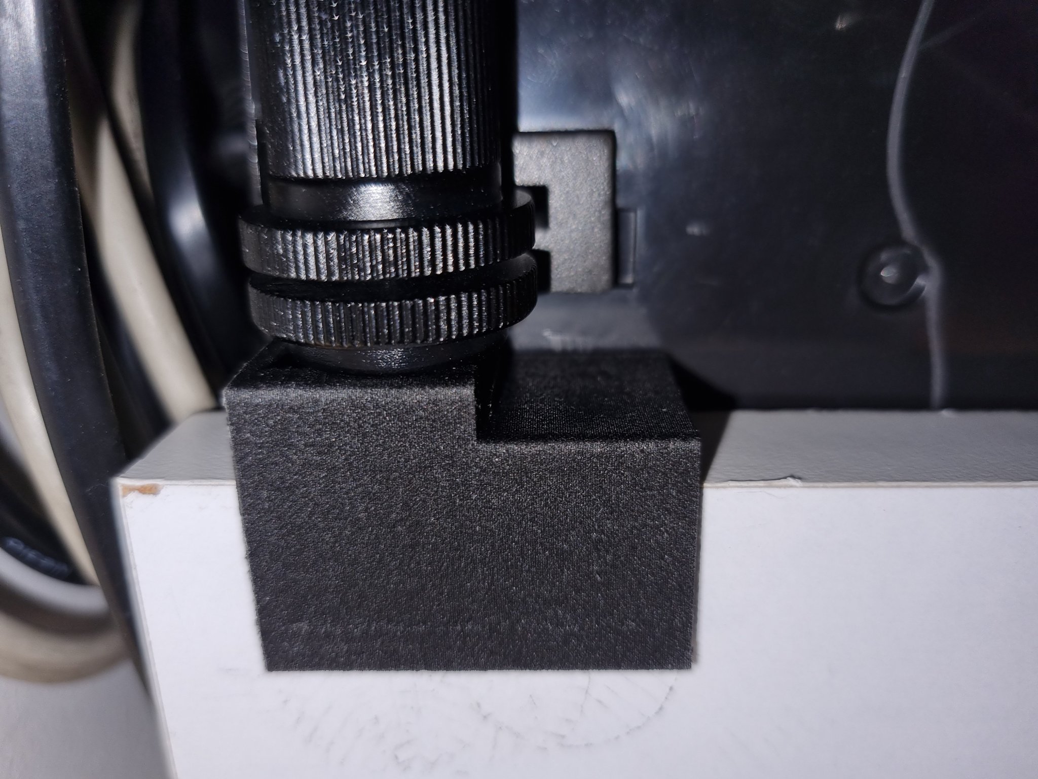 Điểm gắn thêm cho tay cầm ma thuật trên gỗ