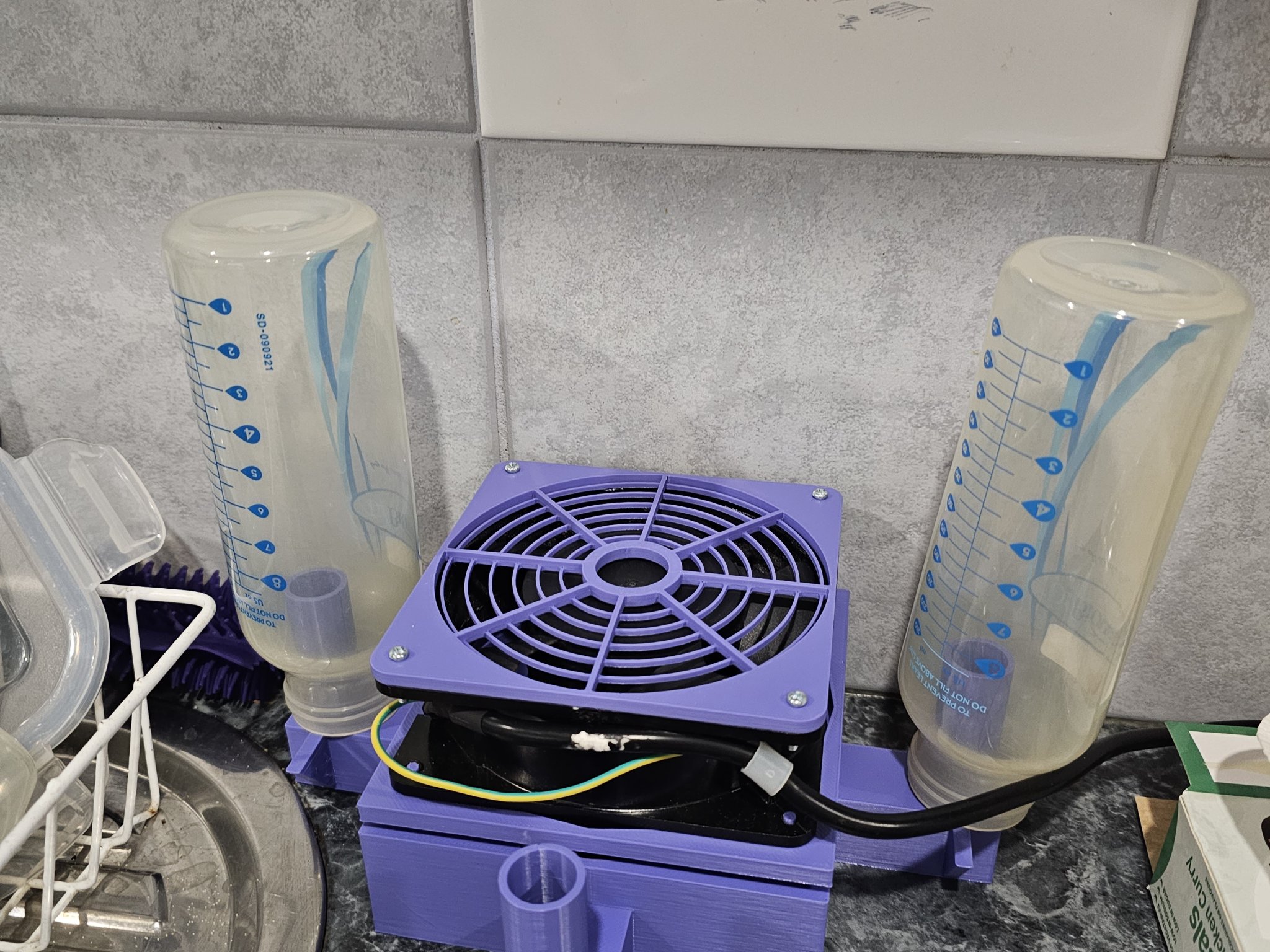 Máy sấy bình sữa ba bình với quạt 120mm