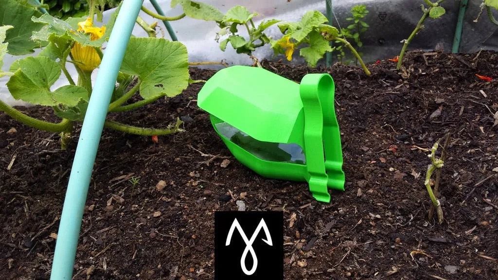 Bẫy ốc sên tối ưu với kẹp tongs