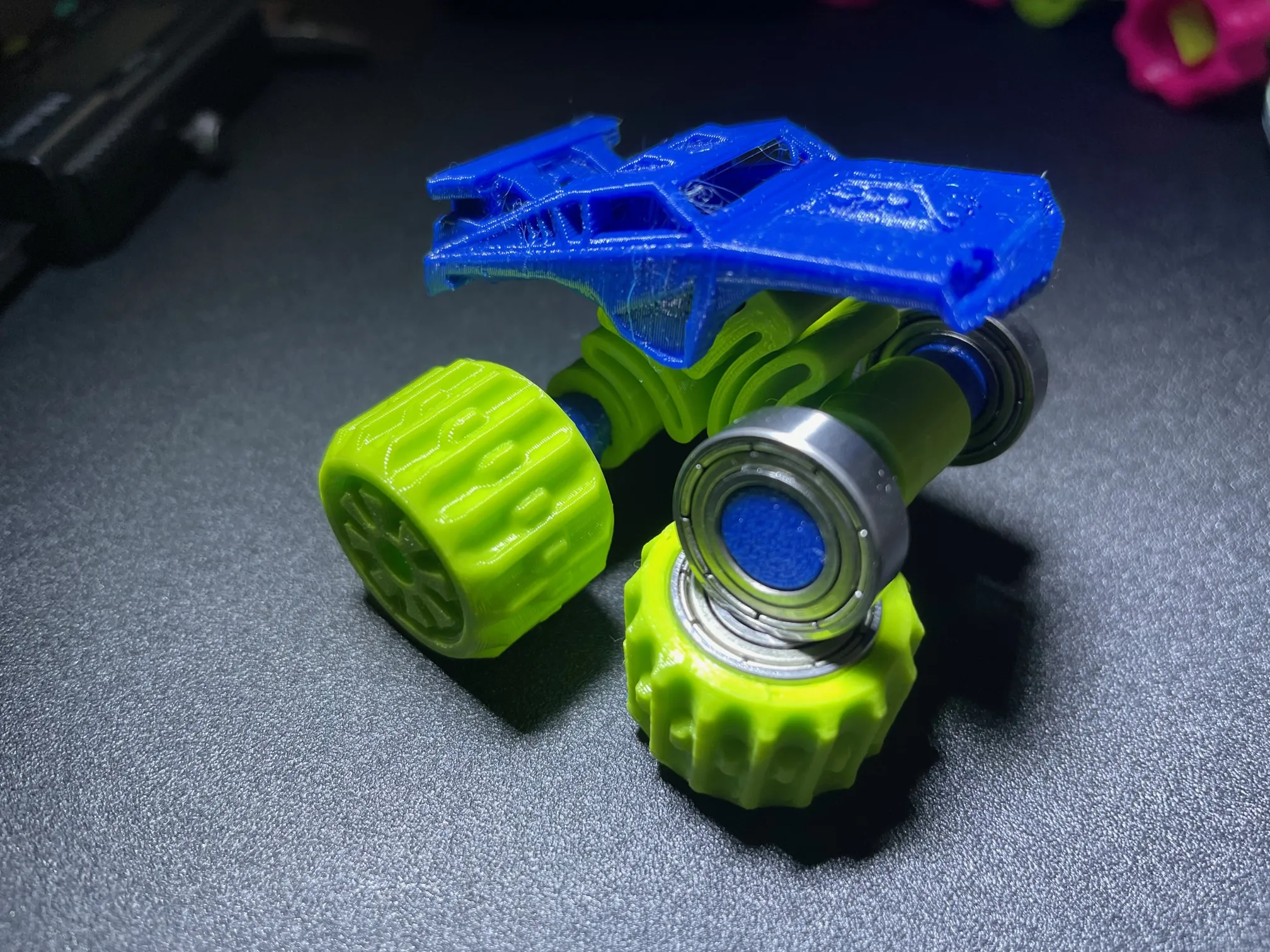 Xe tải quái vật nhỏ in PETG với lốp Fiberlogy 40D