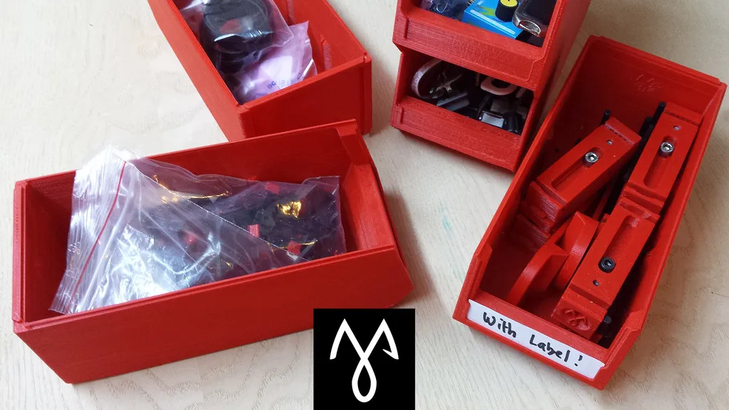 Thùng chứa lớn tiện ích có thể xếp chồng