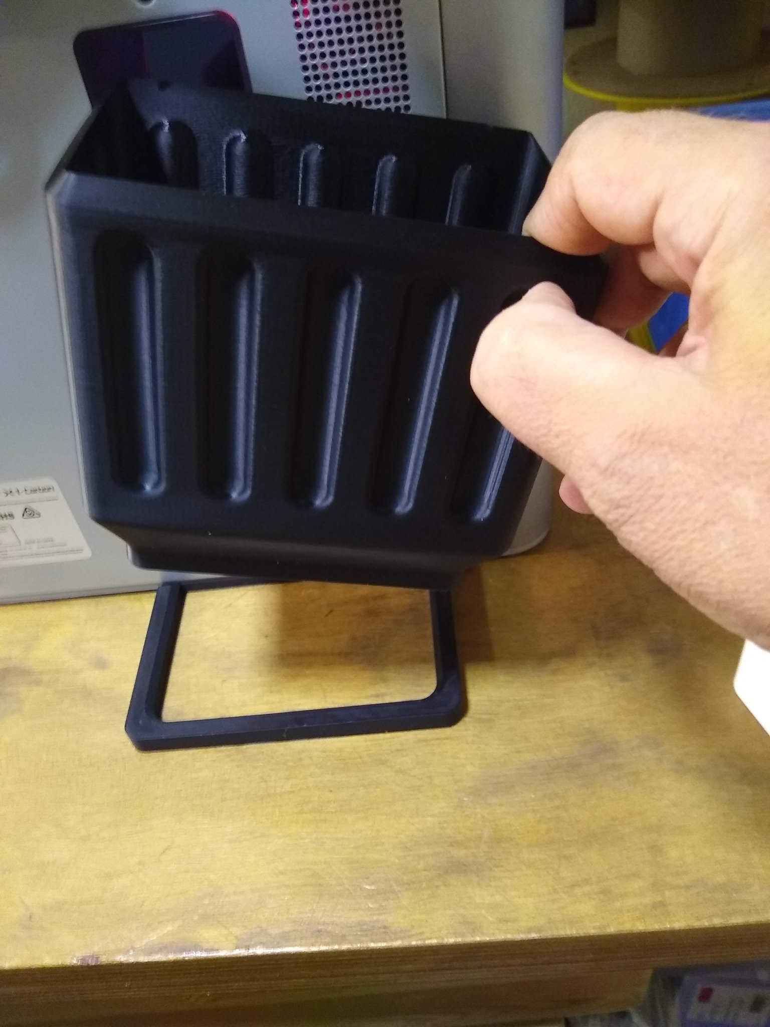 Giá đỡ và thùng chứa cho Bambu Lab X1 dễ sử dụng, in nhanh và ...