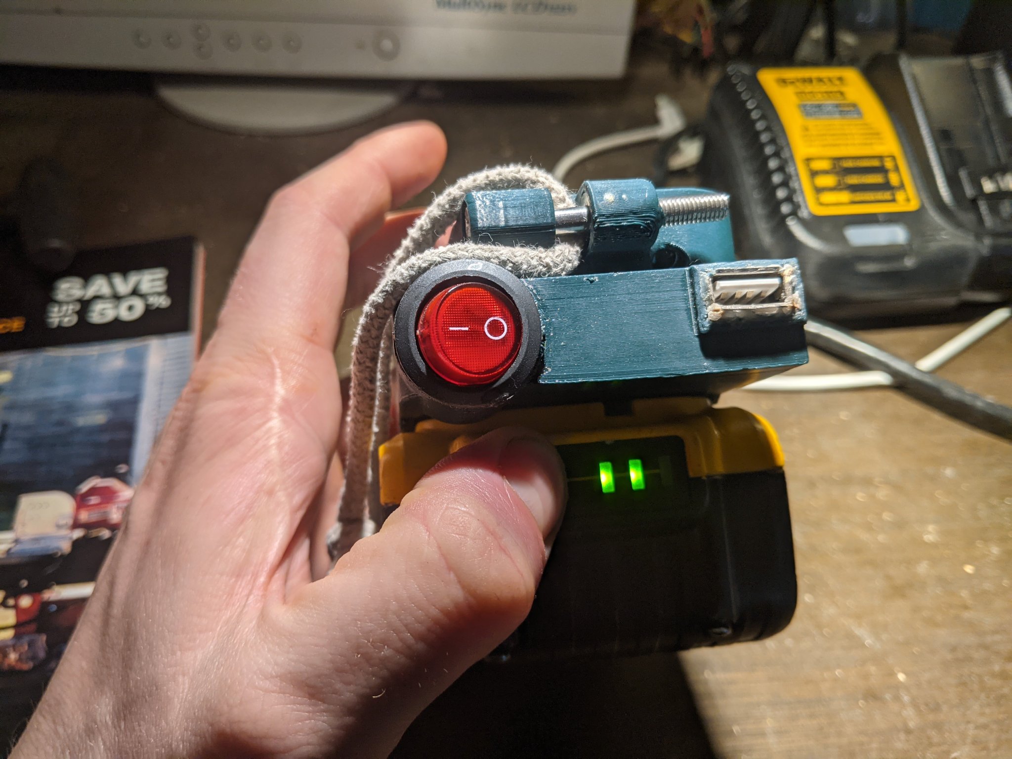 Bộ ốp điện thoại Unihertz Jelly 2 cho pin Dewalt 20v