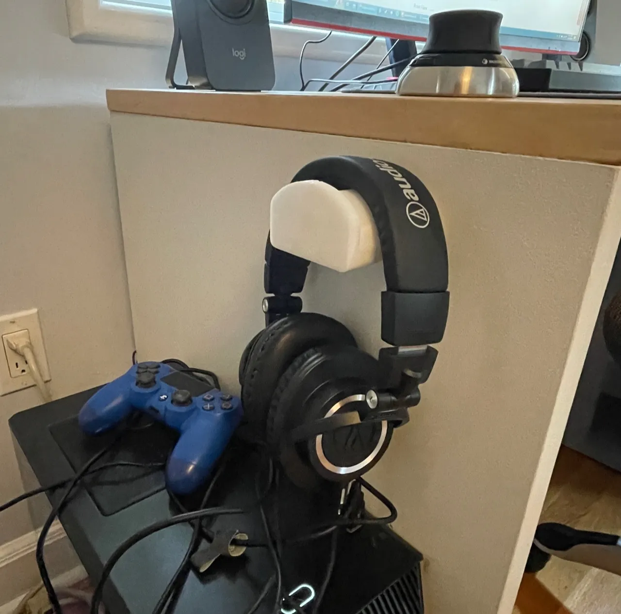 Giá đỡ tai nghe không ốc vít cho bàn làm việc