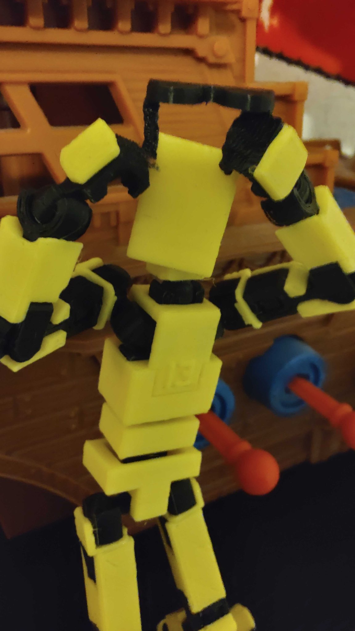 Kính mát phong cách Lucky 13 và Mini 13