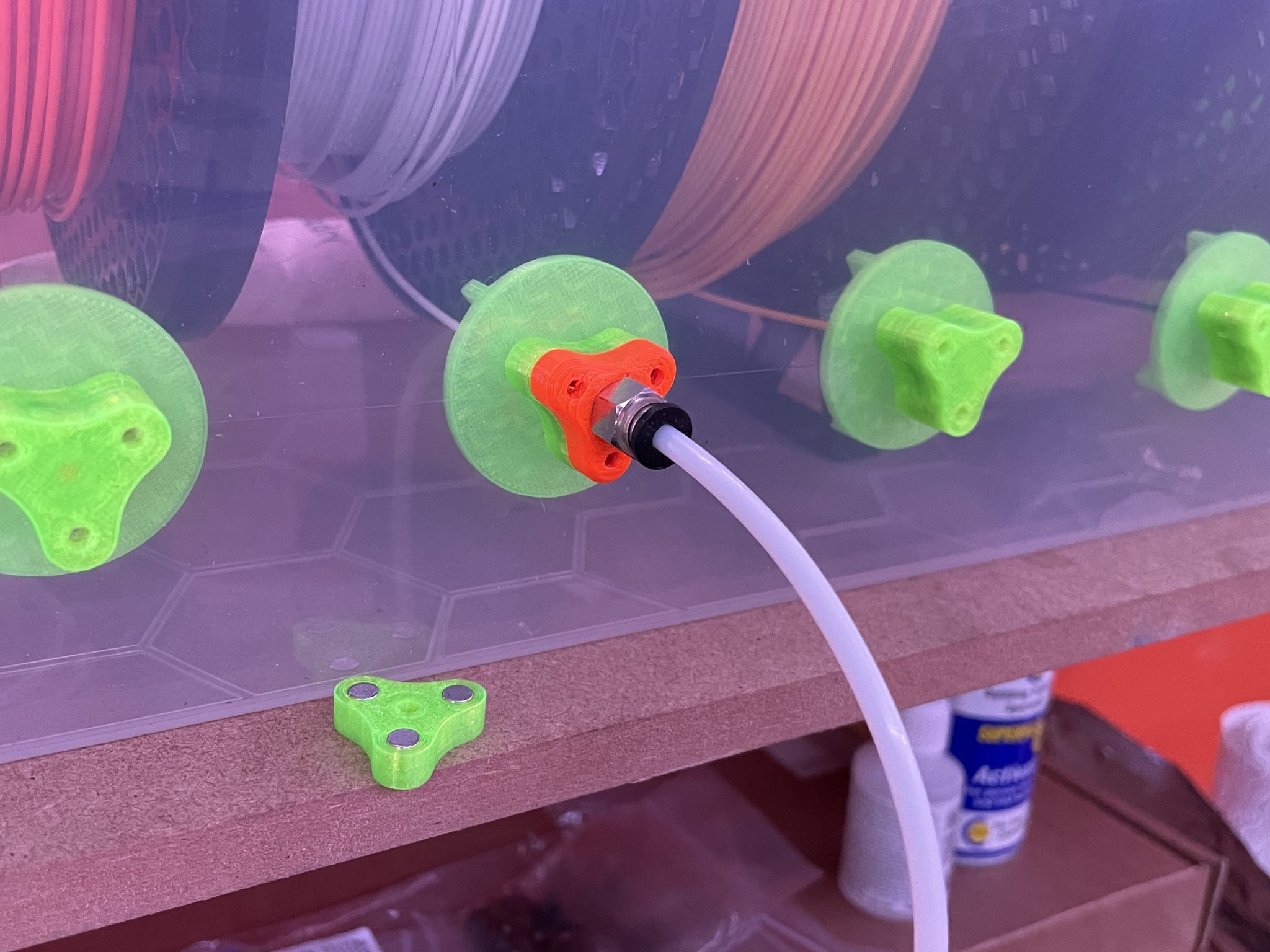 Bảng ngăn từ tính cho hộp khô filament