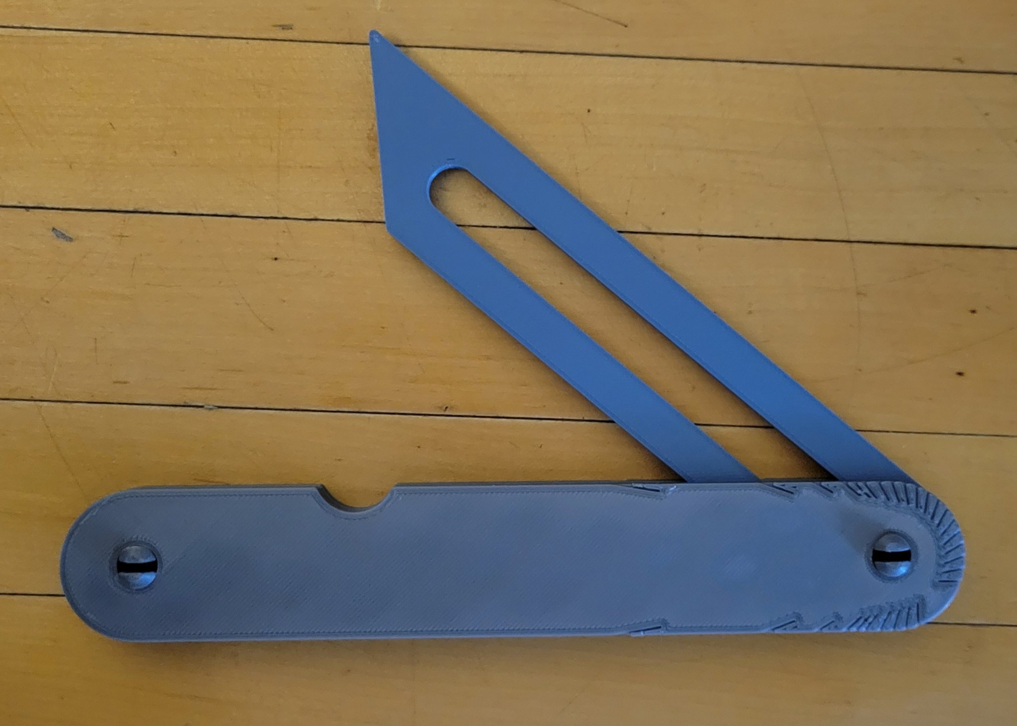 Thước đo góc trượt in 3D với chia độ 10 độ