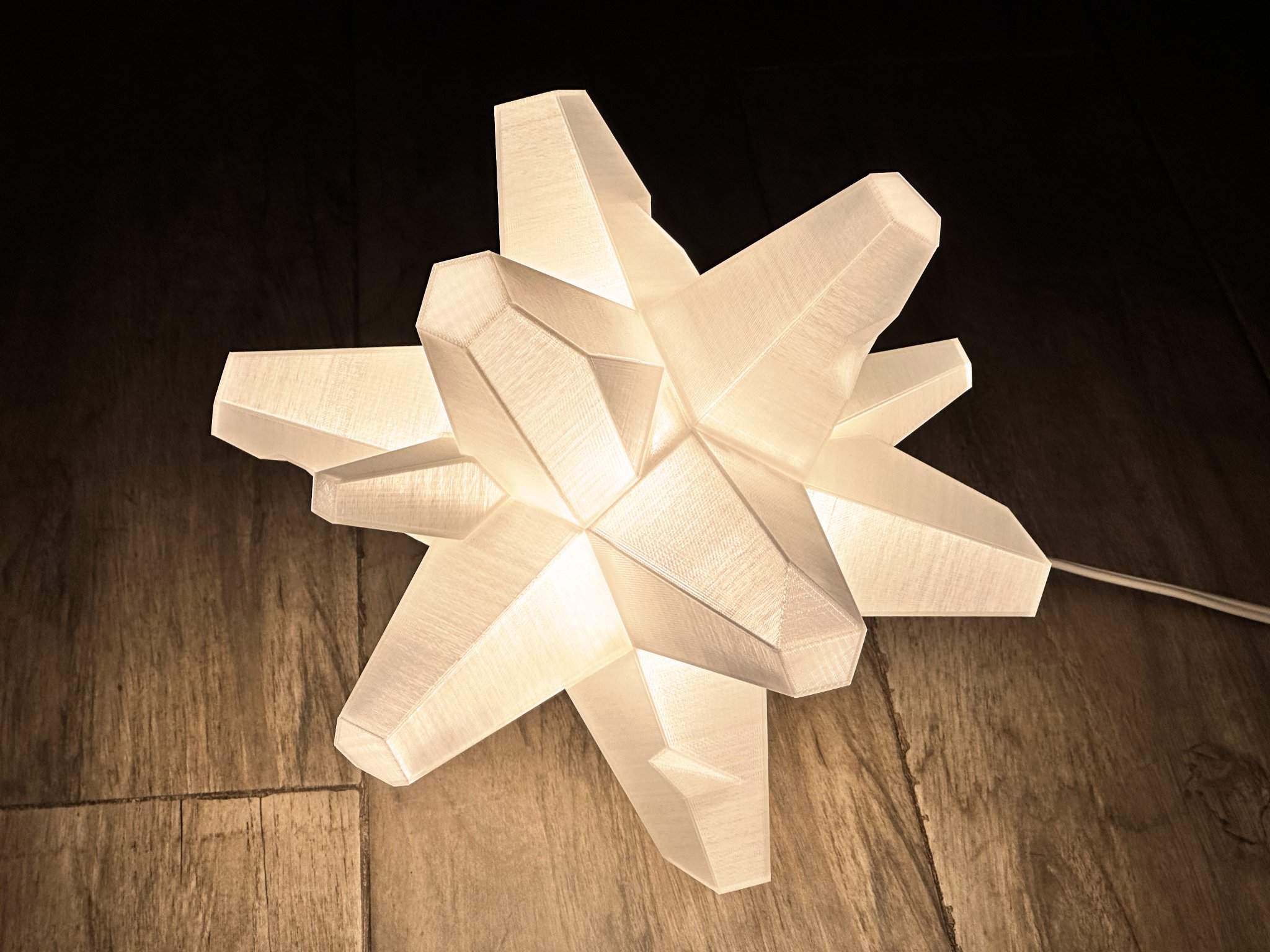 Đèn bàn hình mảnh sao trong Legend of Zelda