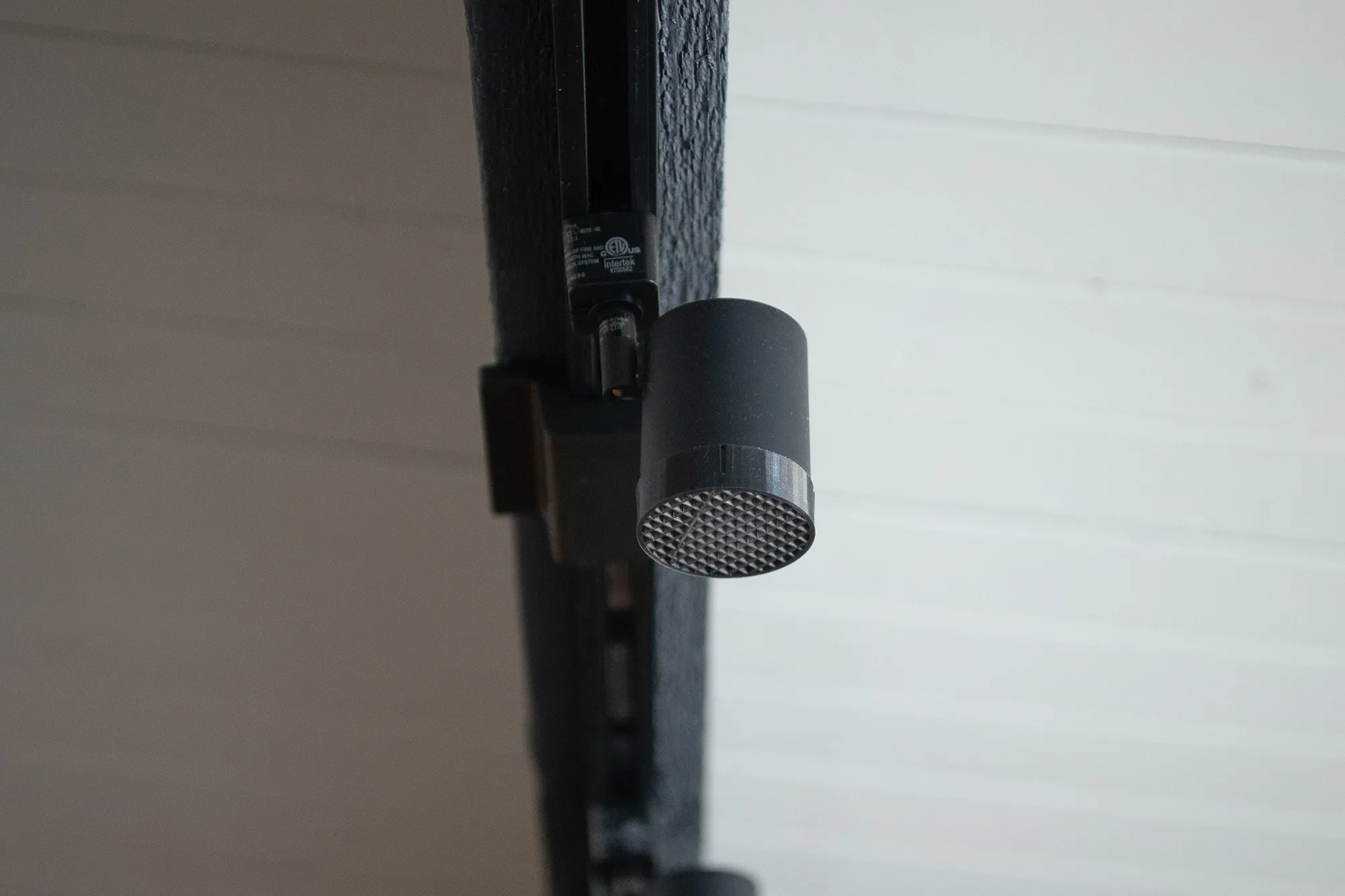 Bộ khuếch tán ánh sáng WAC 8010 giảm chói hiệu quả