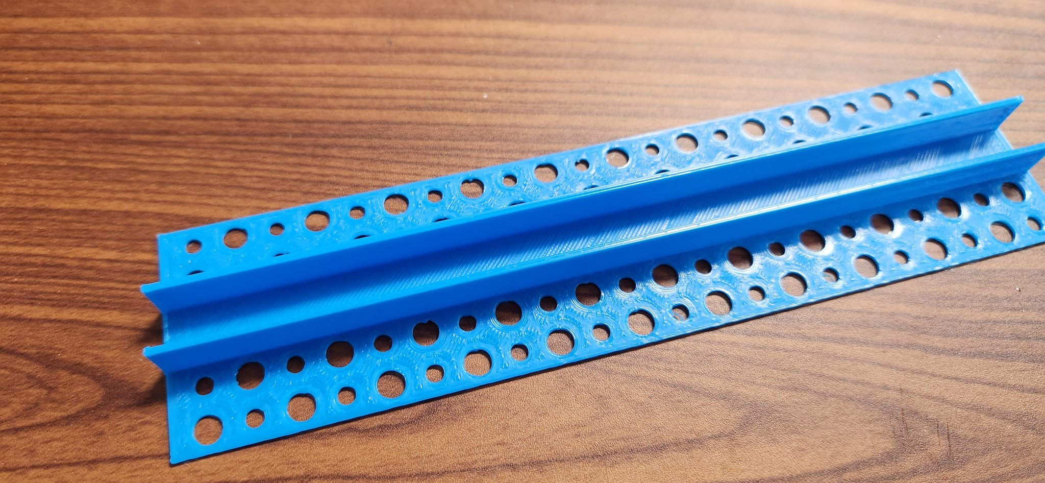 Giá đỡ LED Govee cho hành lang với thiết kế âm tường