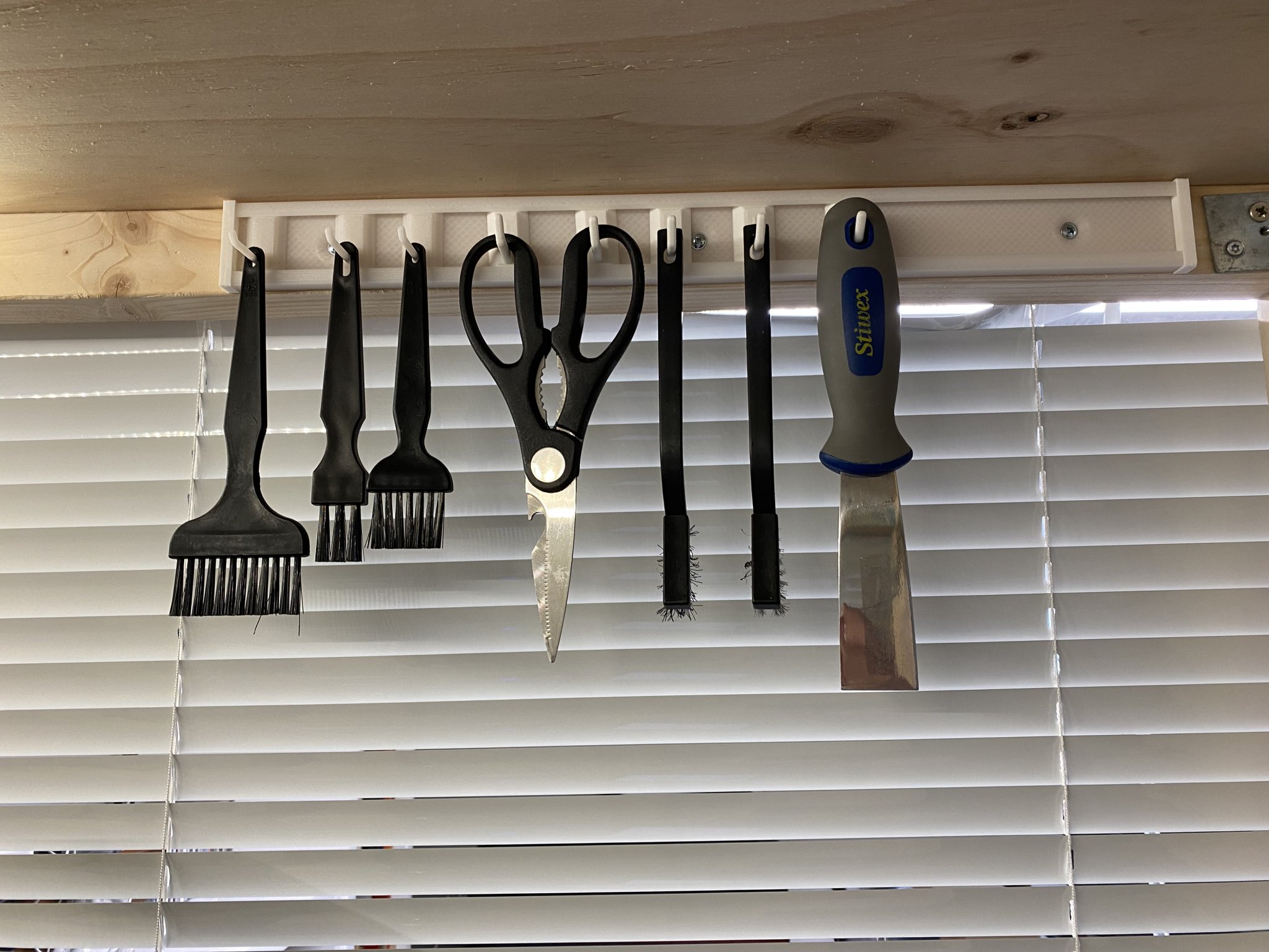 Ray linh hoạt với móc treo