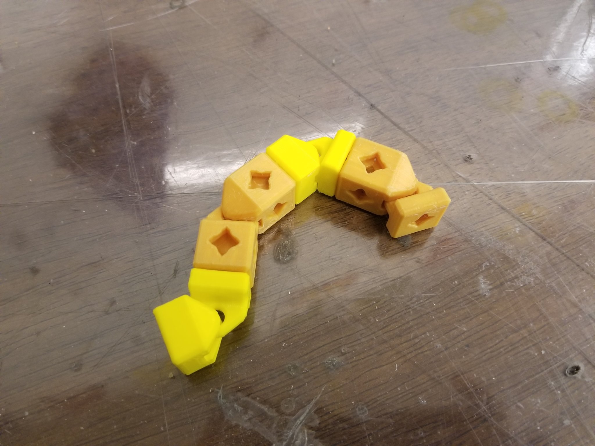 Khối xây dựng linh hoạt PrintABlok cho mô hình chuyển động