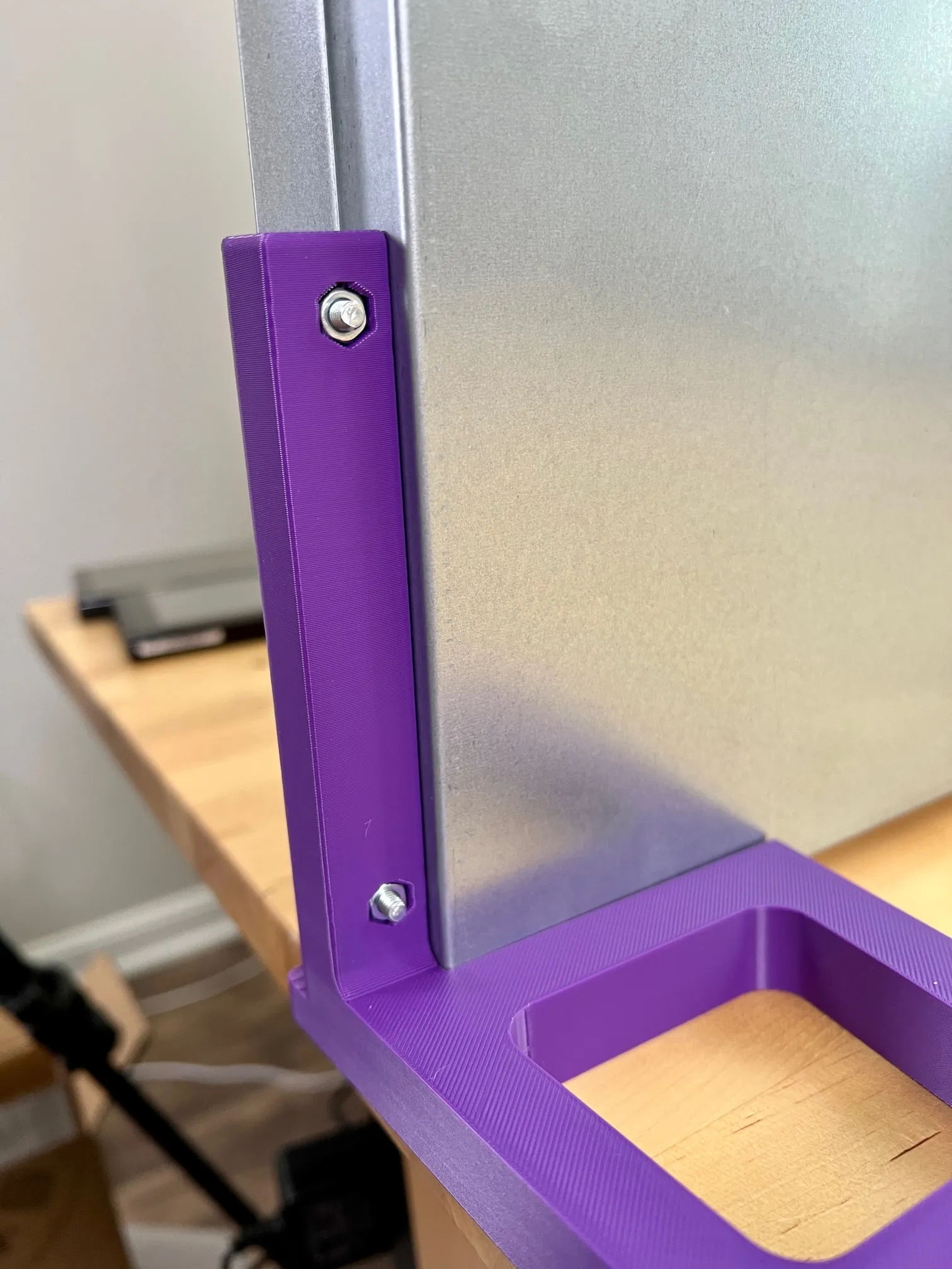 Chân đế và hộp điều khiển cho màn hình Unico ULM26