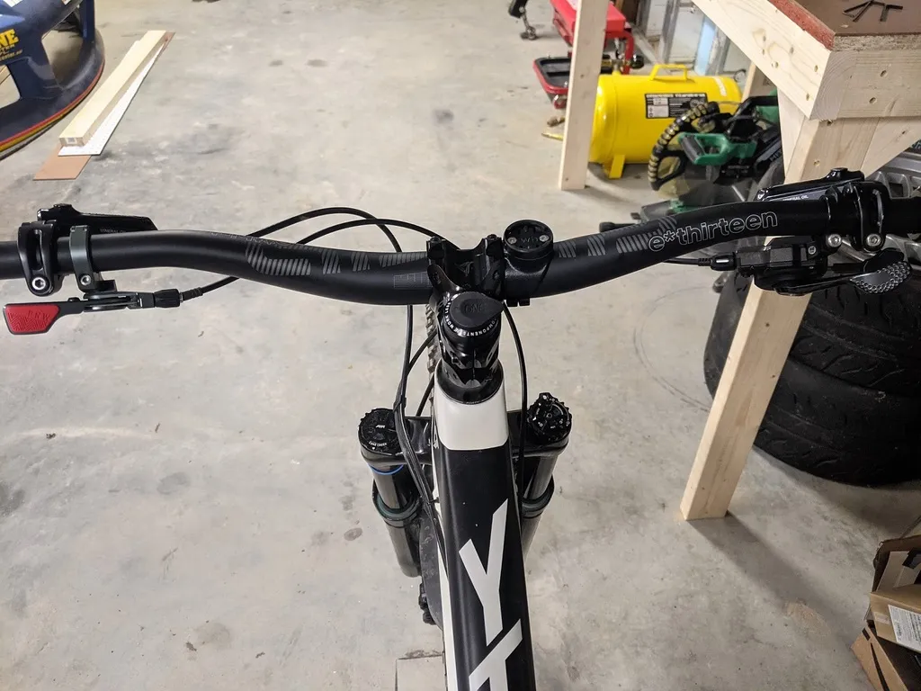 Giá đỡ GPS Wahoo cho ghi đông xe đạp địa hình 35mm