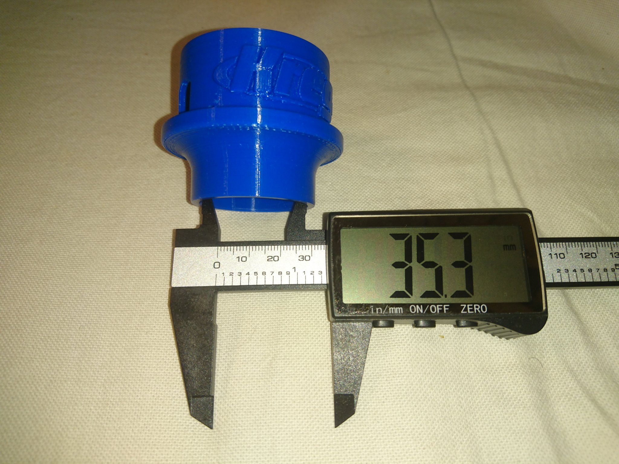 Bộ chuyển đổi cổng thu bụi KREG cho ống BOSCH "click and clean