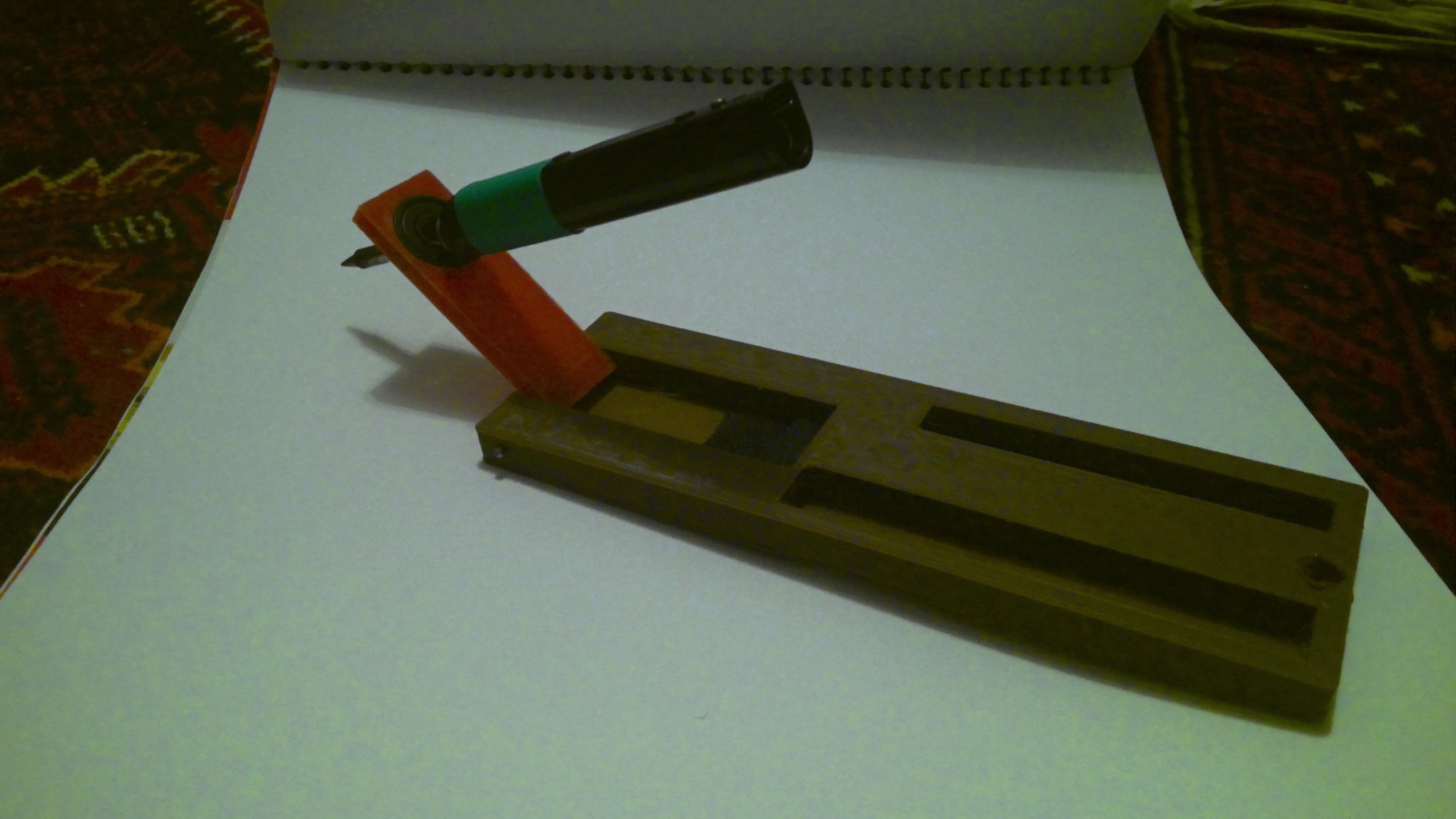 Vỏ và giá đỡ cho máy hàn Pinecil V2