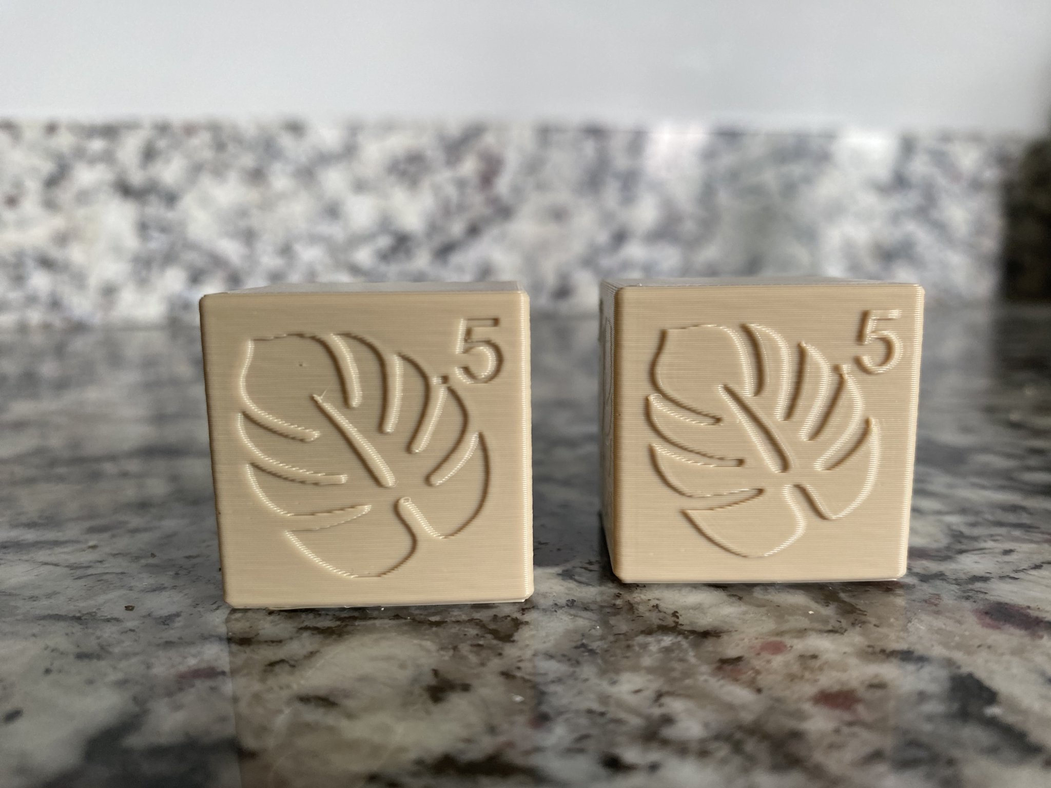 Kiểm tra thiết kế nổi với độ sâu từ 0.1mm đến 0.5mm