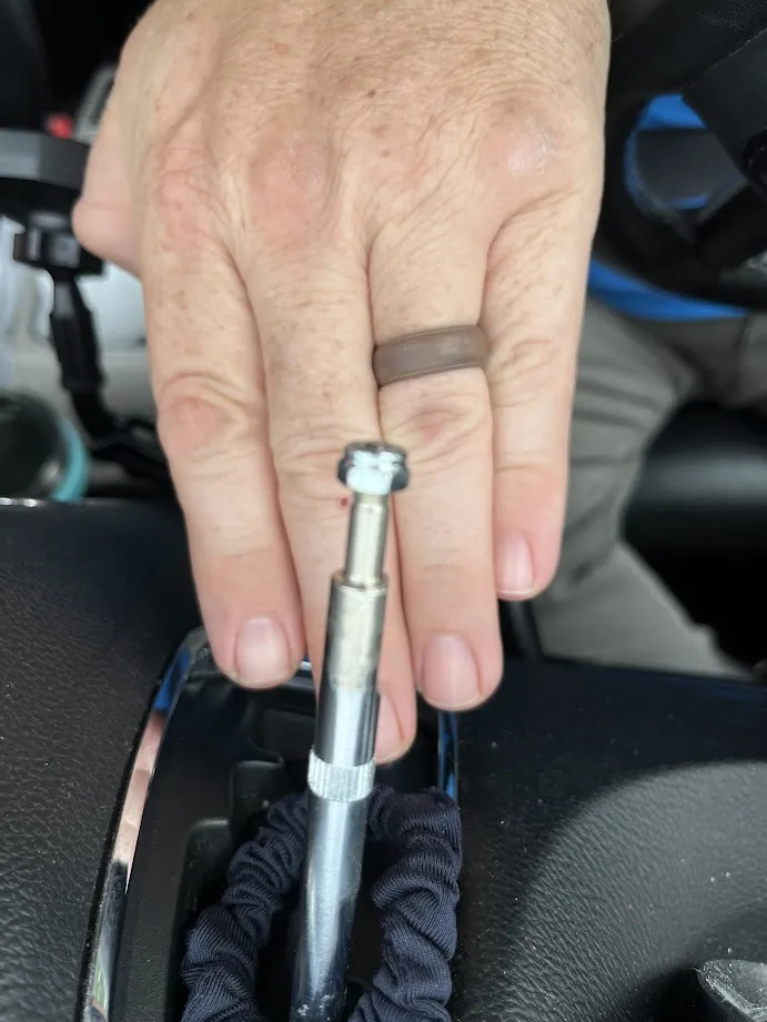 Núm chuyển số cho xe Dodge Town and Country 2007-2016