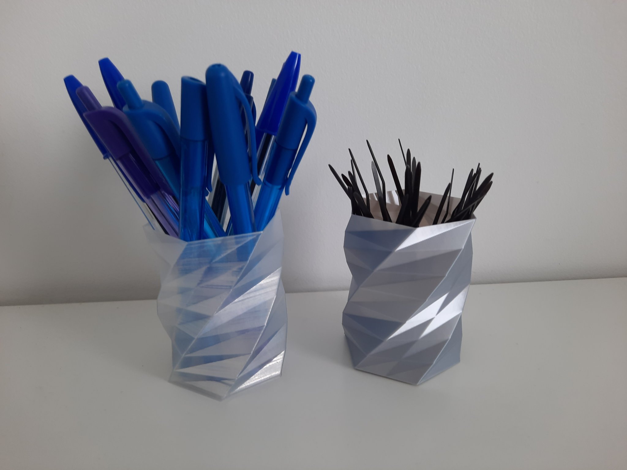 Bình hoa 6 cạnh xoắn độc đáo cho in 3D