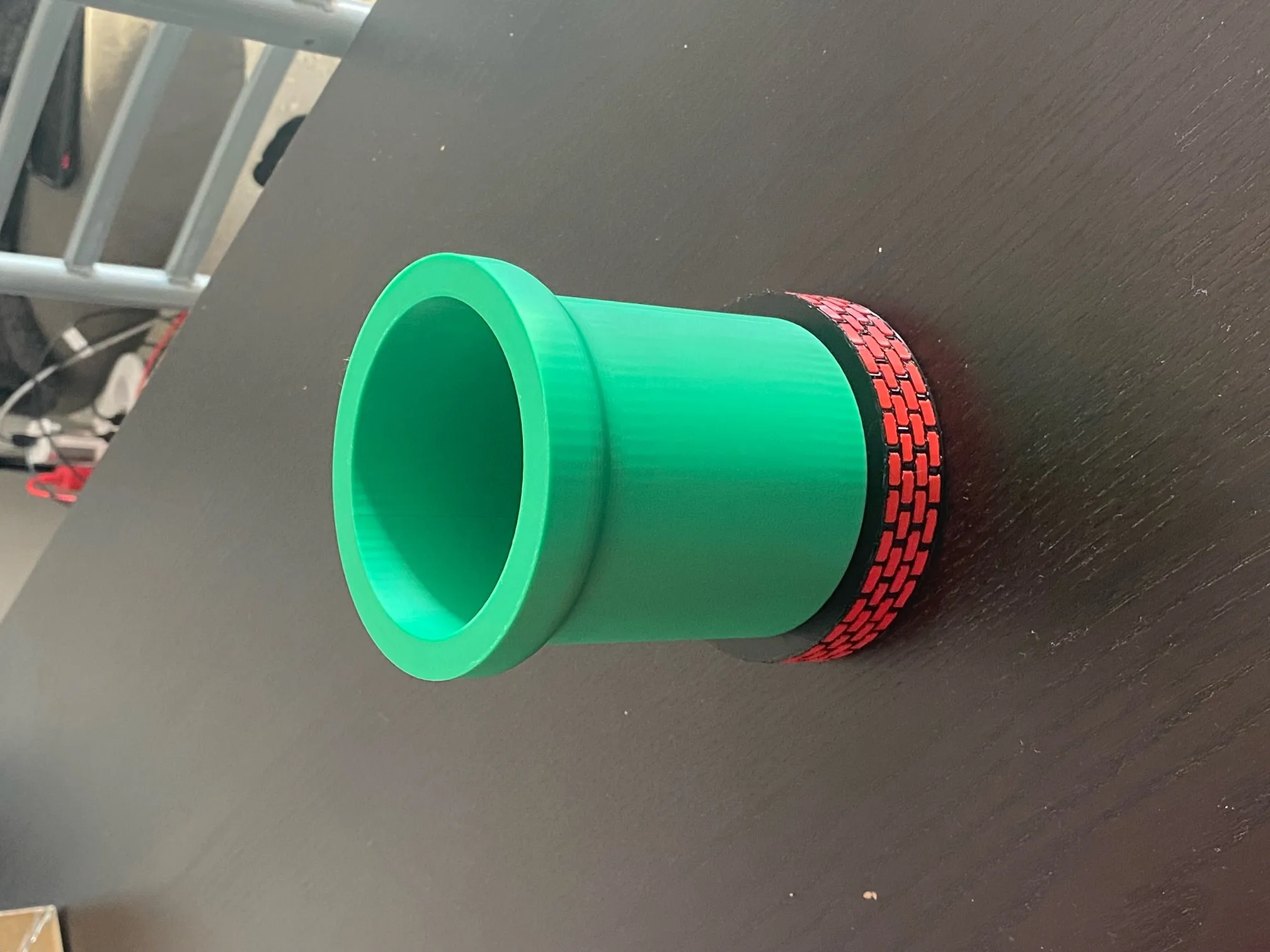 Chậu đựng bút hình ống nước Super Mario