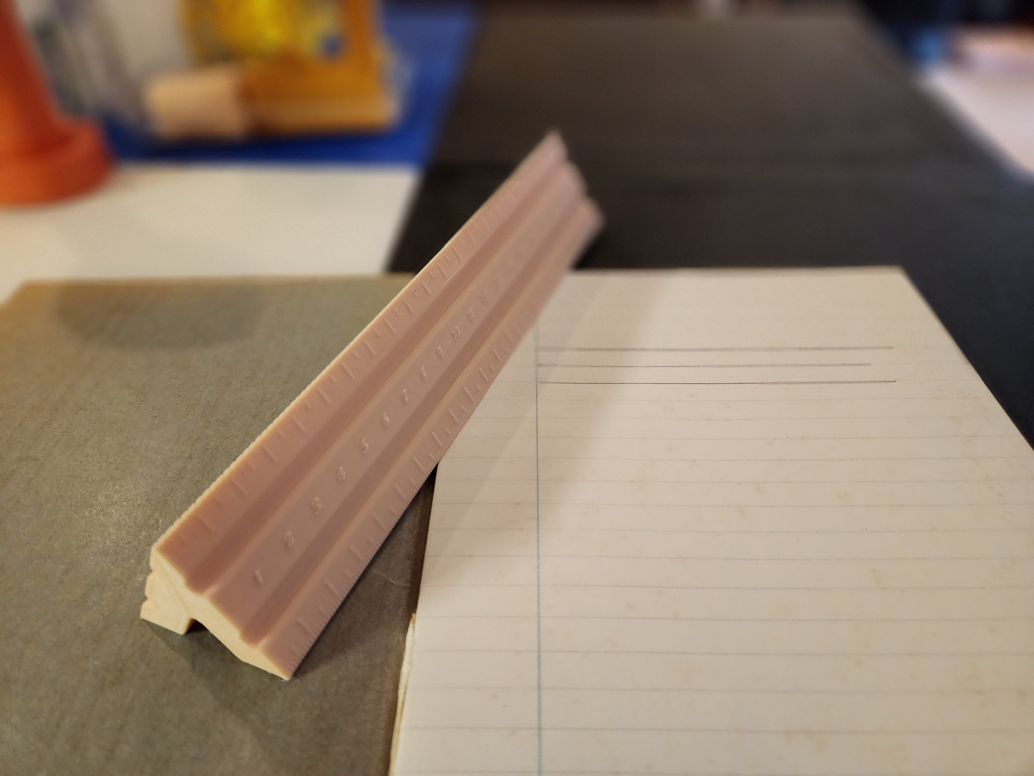 Thước kẻ hai mặt cho đo lường chính xác