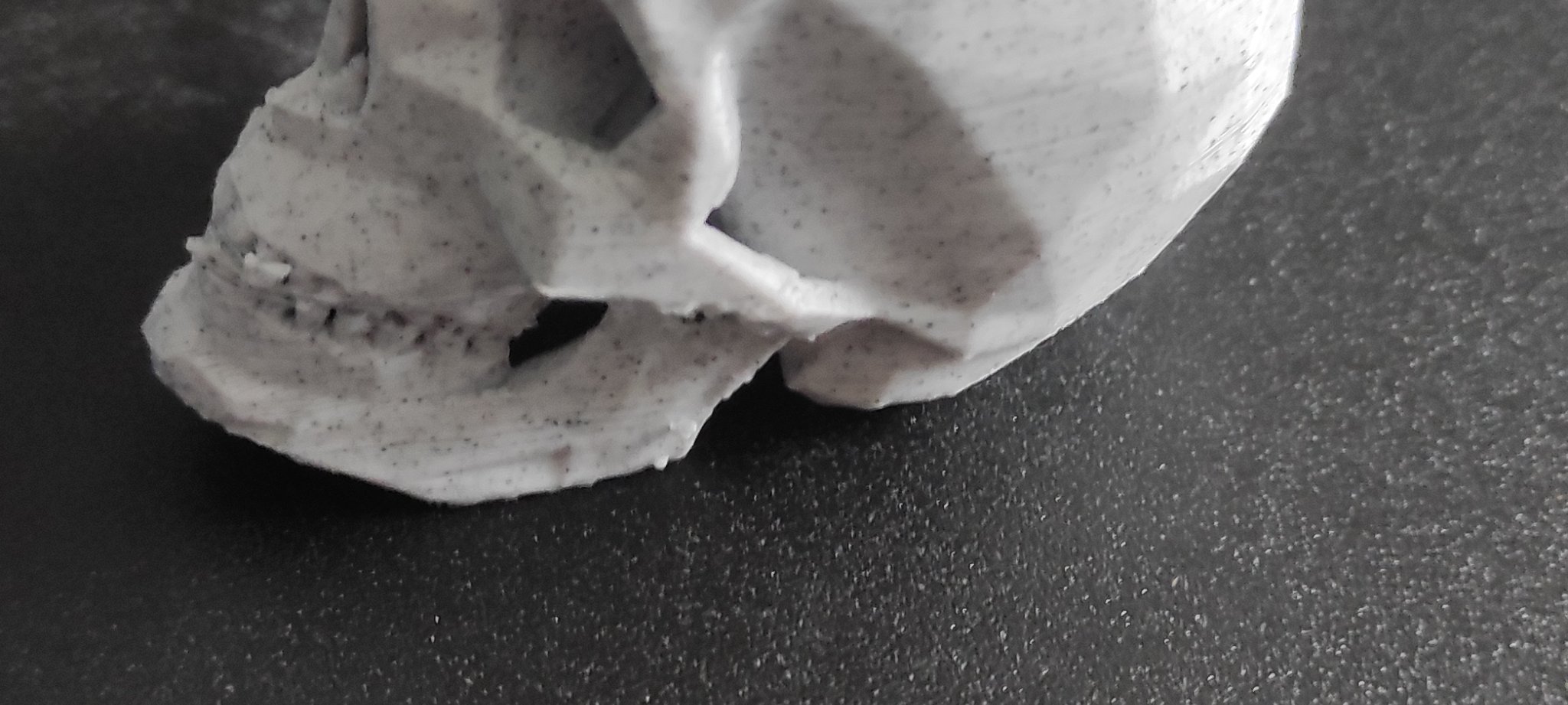 Móc khóa đầu lâu phong cách Low Poly