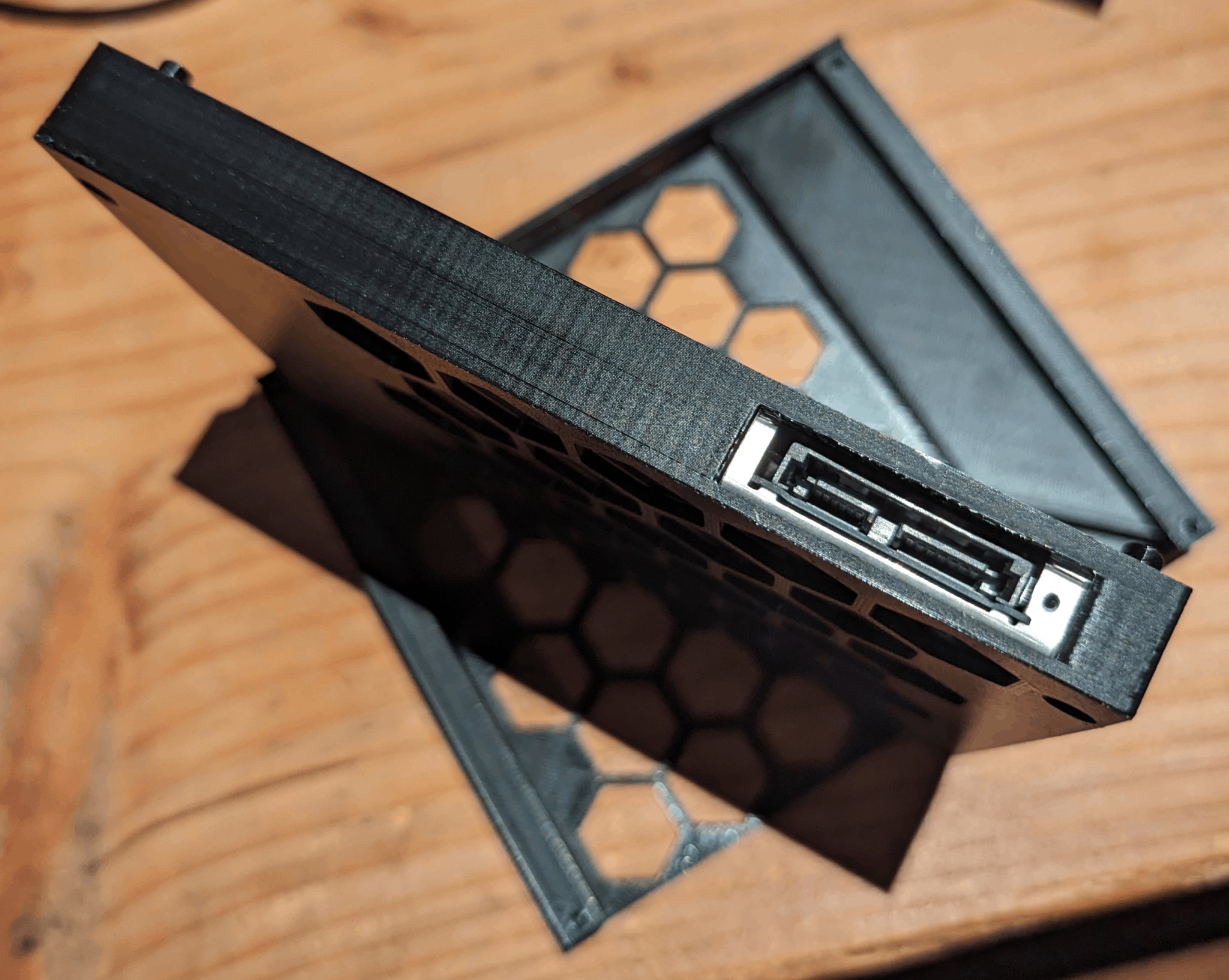 Giá đỡ xếp chồng ổ đĩa CD/DVD mỏng