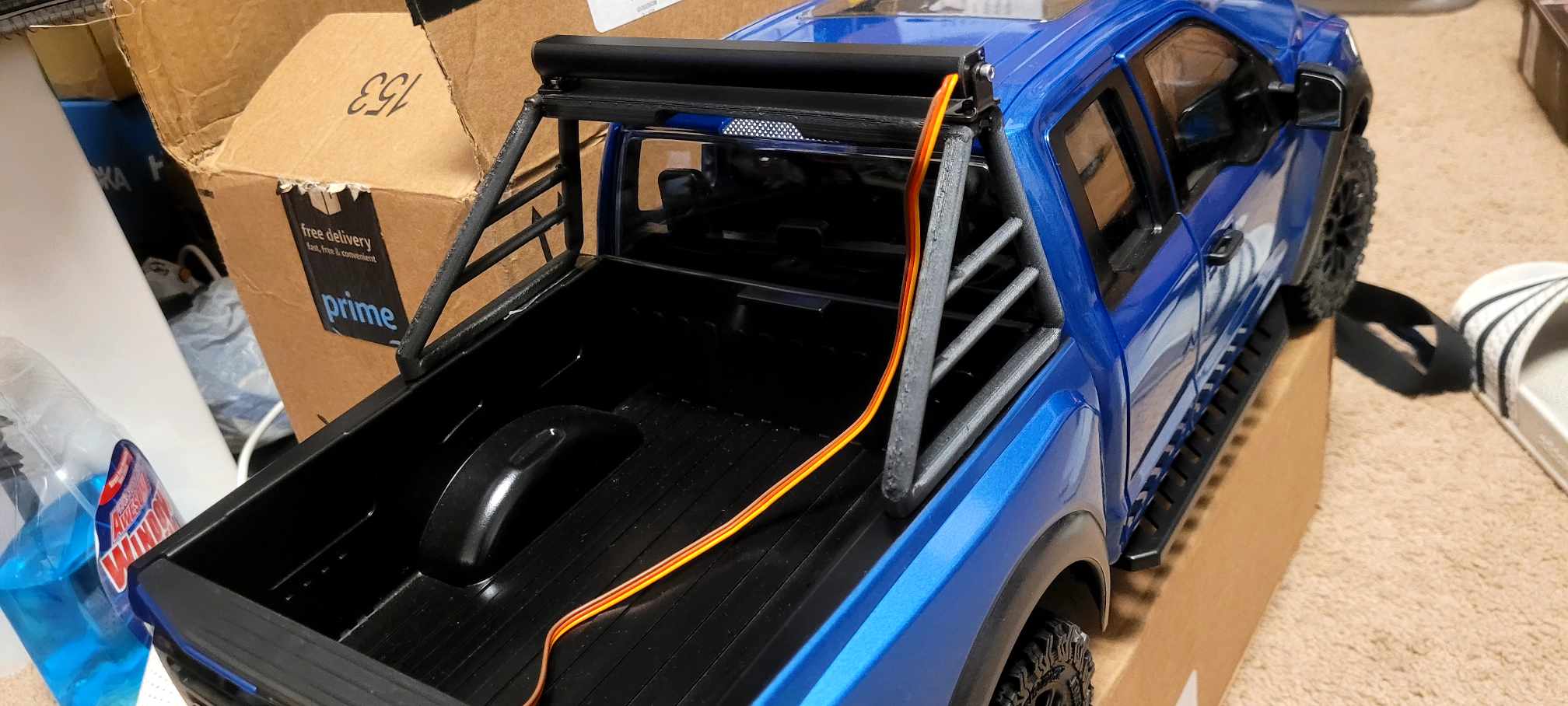 Giá đỡ thùng xe cho ô tô điều khiển từ xa 1/10