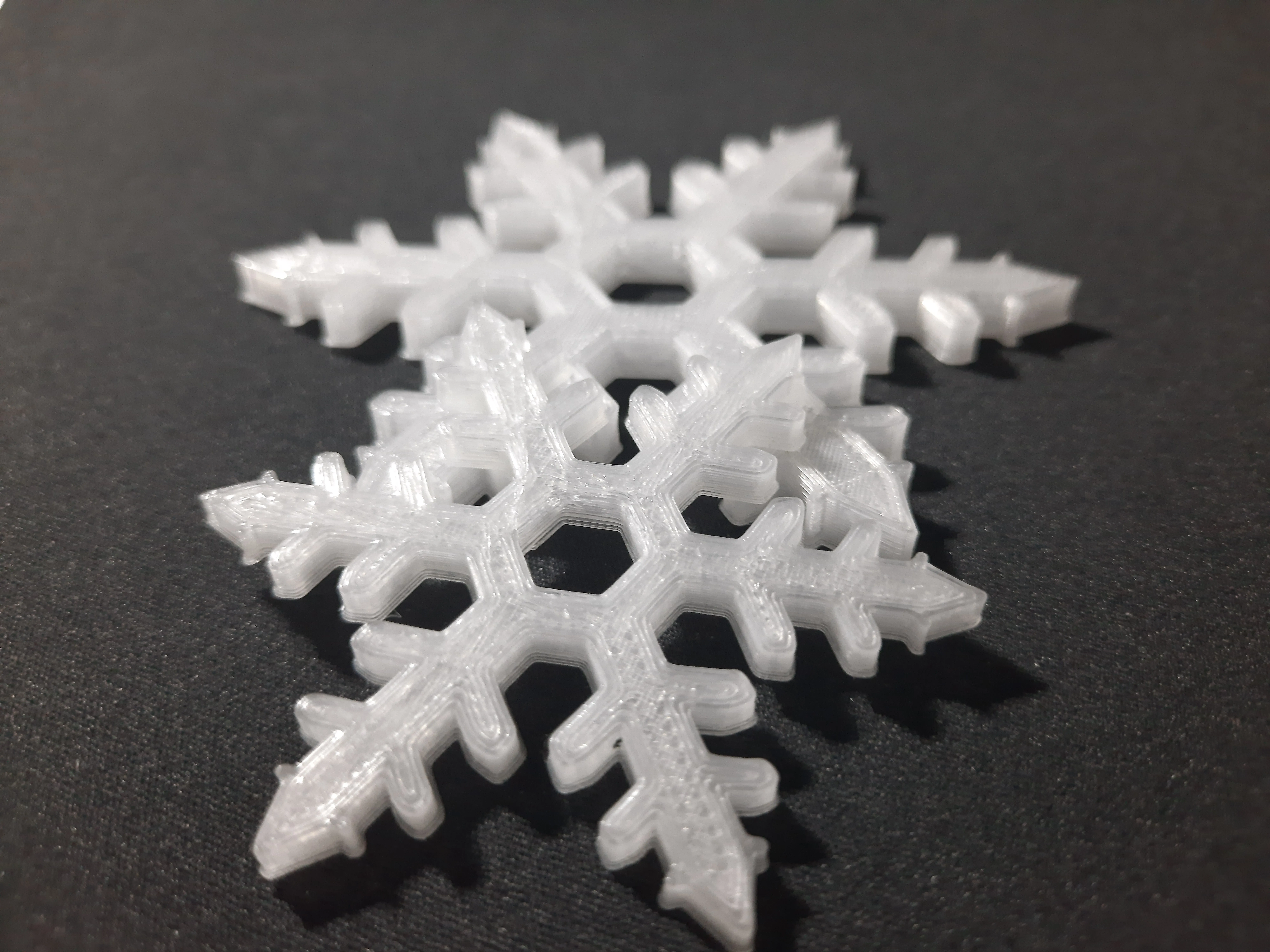 Đồ trang trí giáng sinh hình bông tuyết in 3D