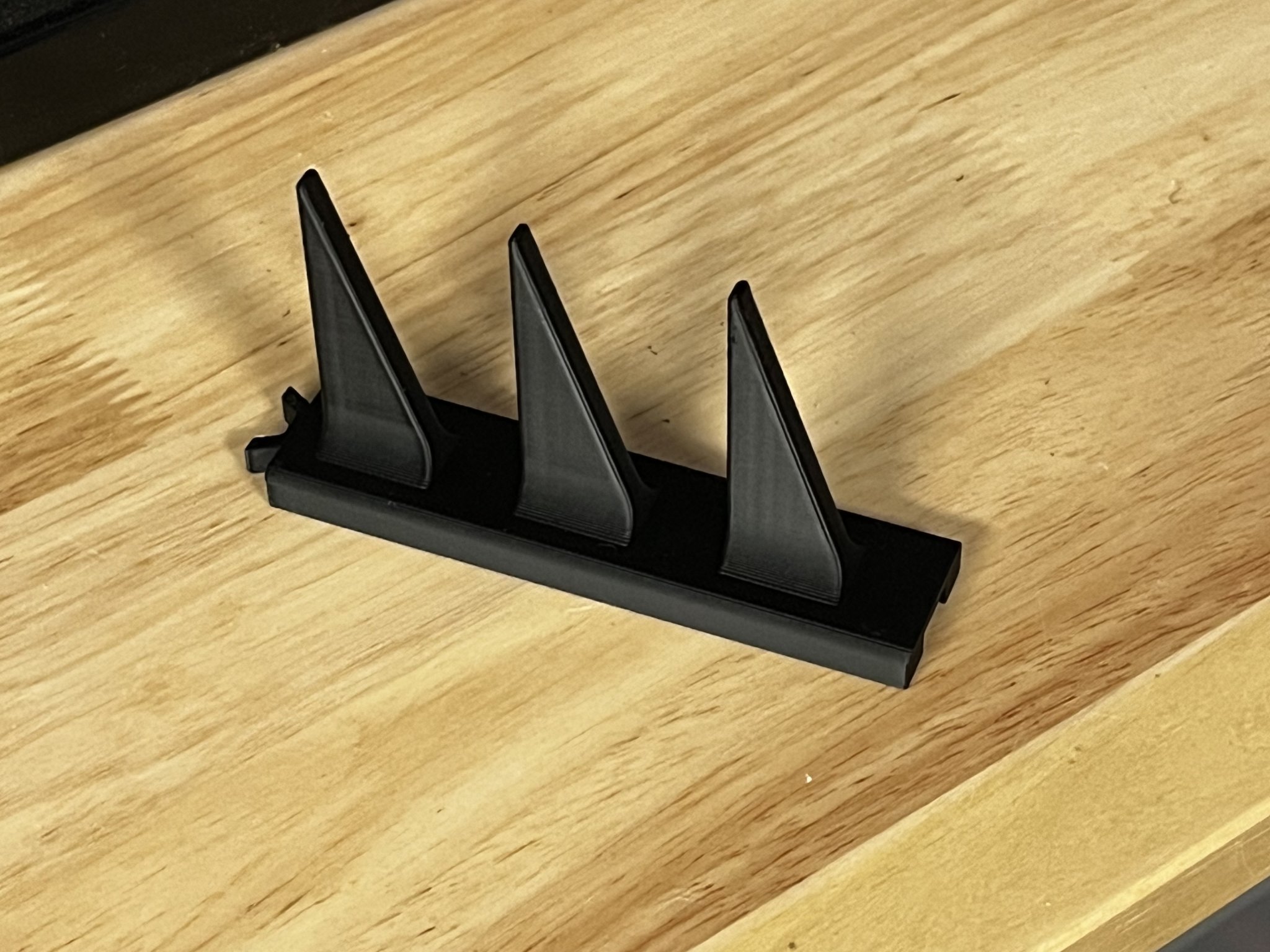 Kẹp giữ cho kìm đa năng