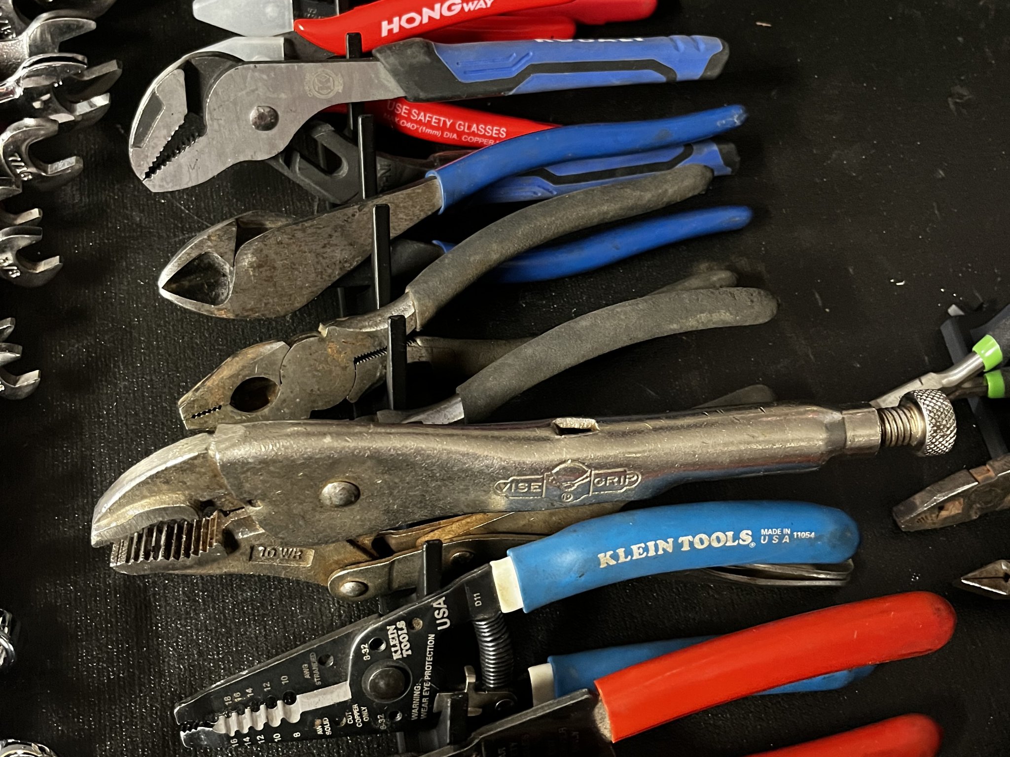 Kẹp giữ cho kìm đa năng