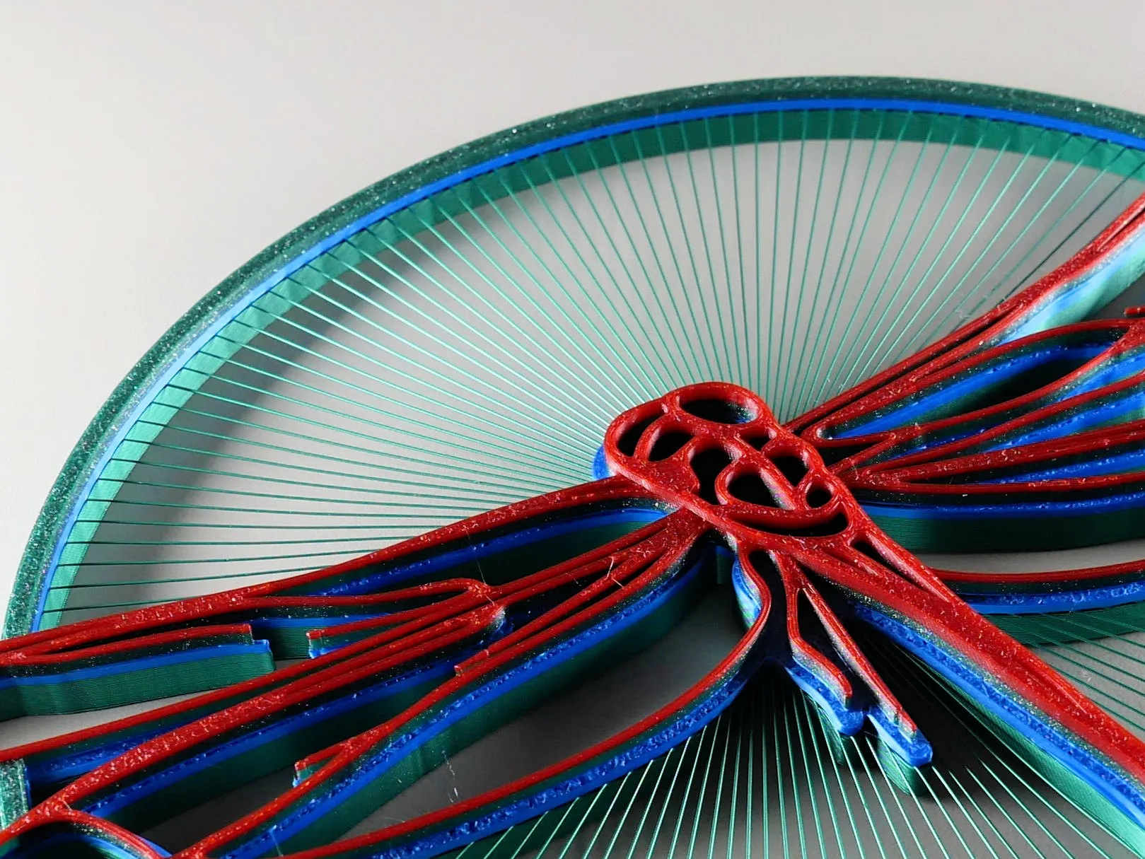 Tác phẩm nghệ thuật chuồn chuồn in 3D không cần hỗ trợ