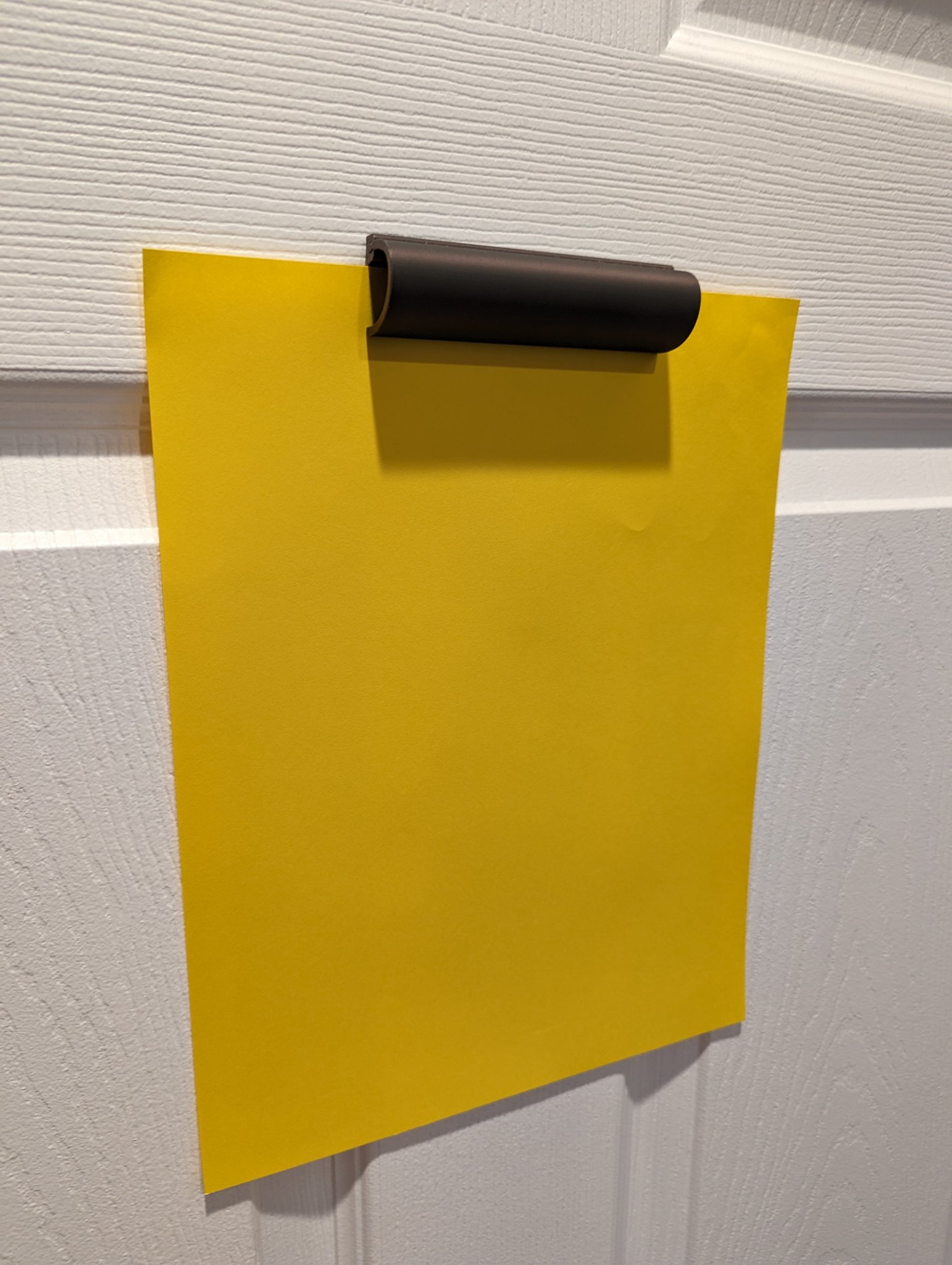 Giá đỡ giấy treo tường in 3D hoàn toàn