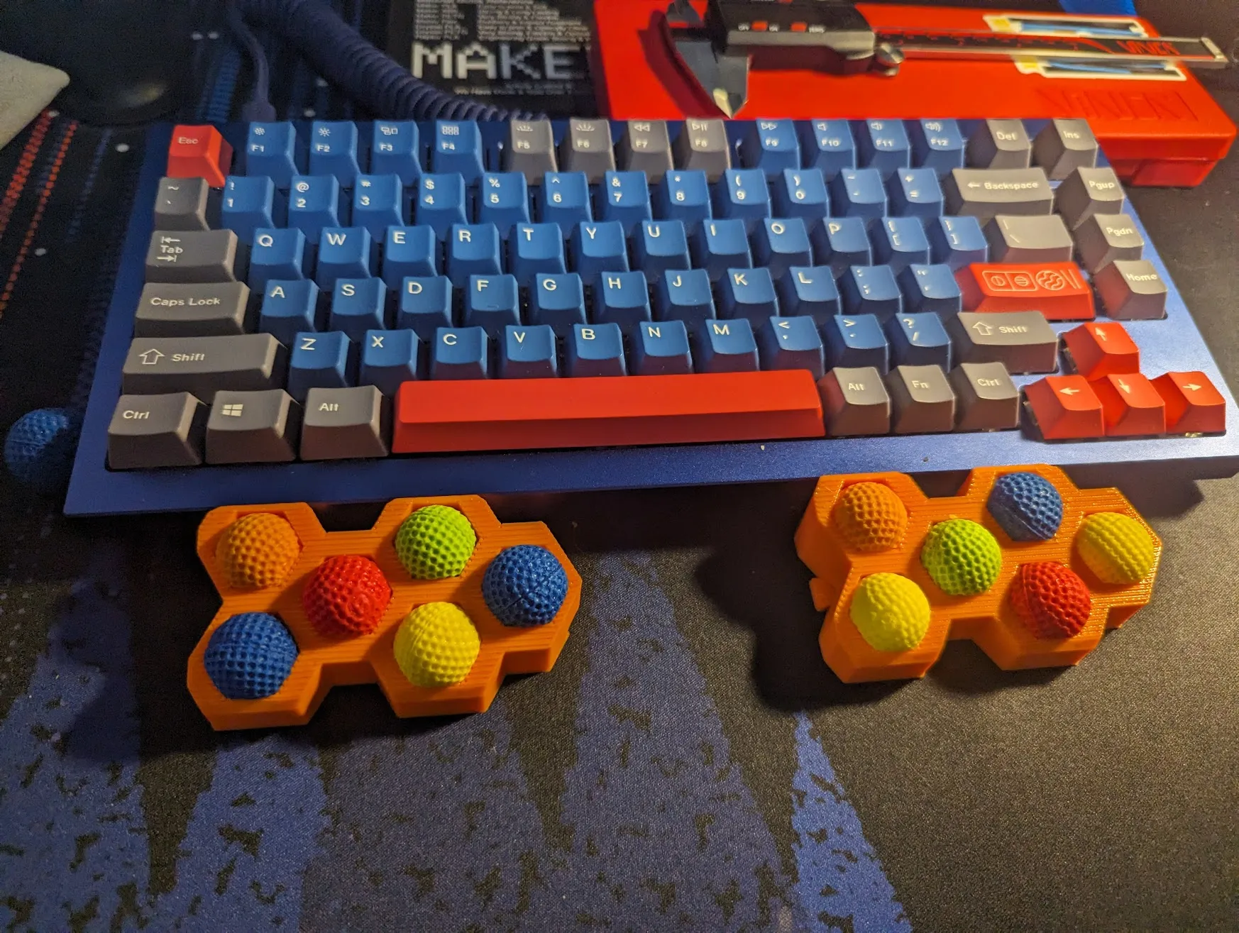 Giá đỡ cổ tay hình lục giác Nerf Balls