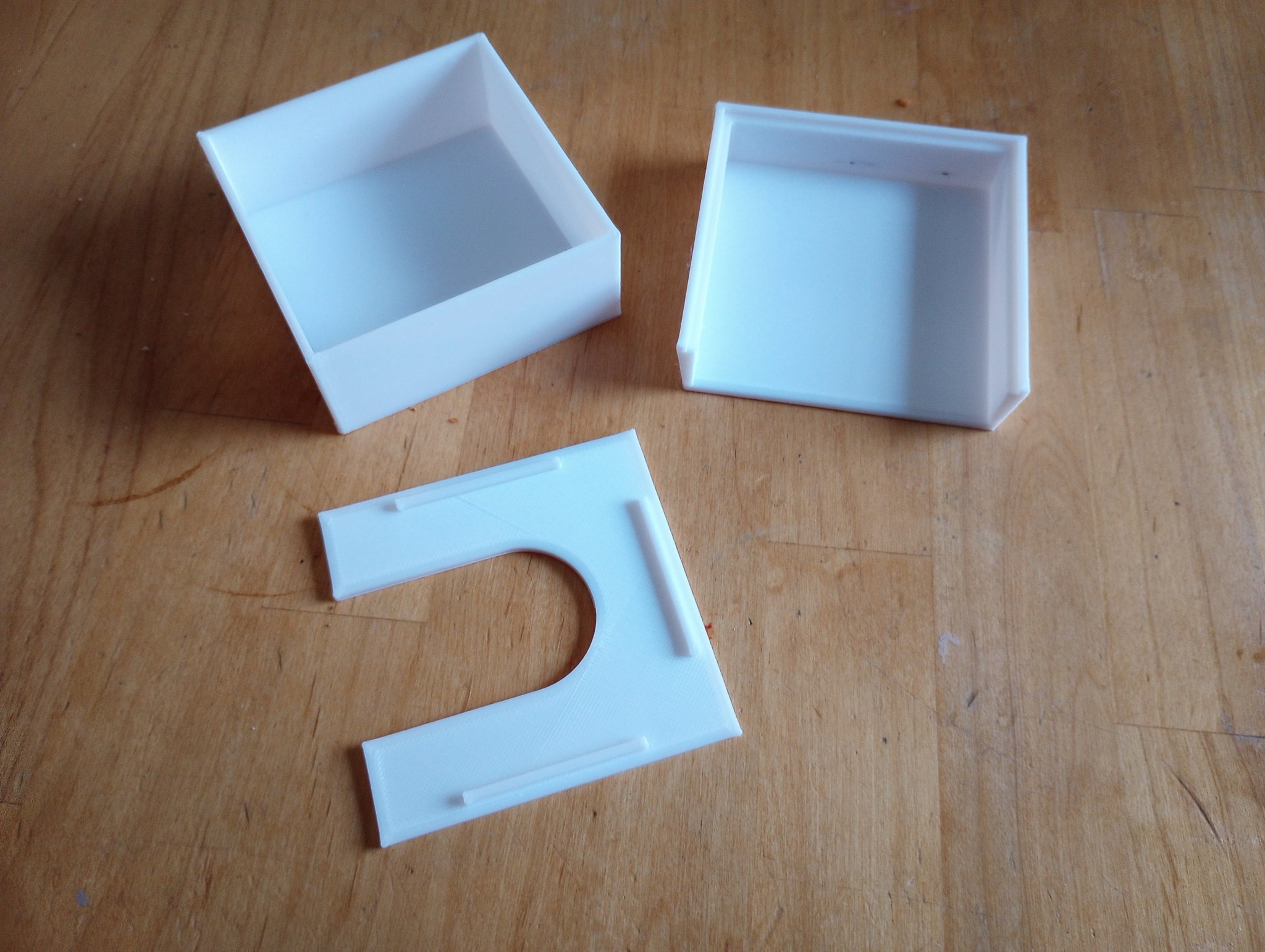 Giá đỡ cho máy cạo râu Remington Balder Pro