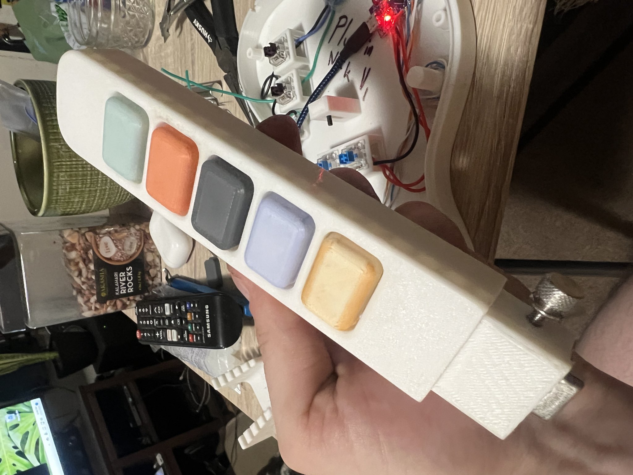 Cần cổ guitar ModCaster cho hệ thống điều khiển Clone Hero