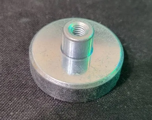 Giá đỡ súng lục từ tính dành cho két an toàn