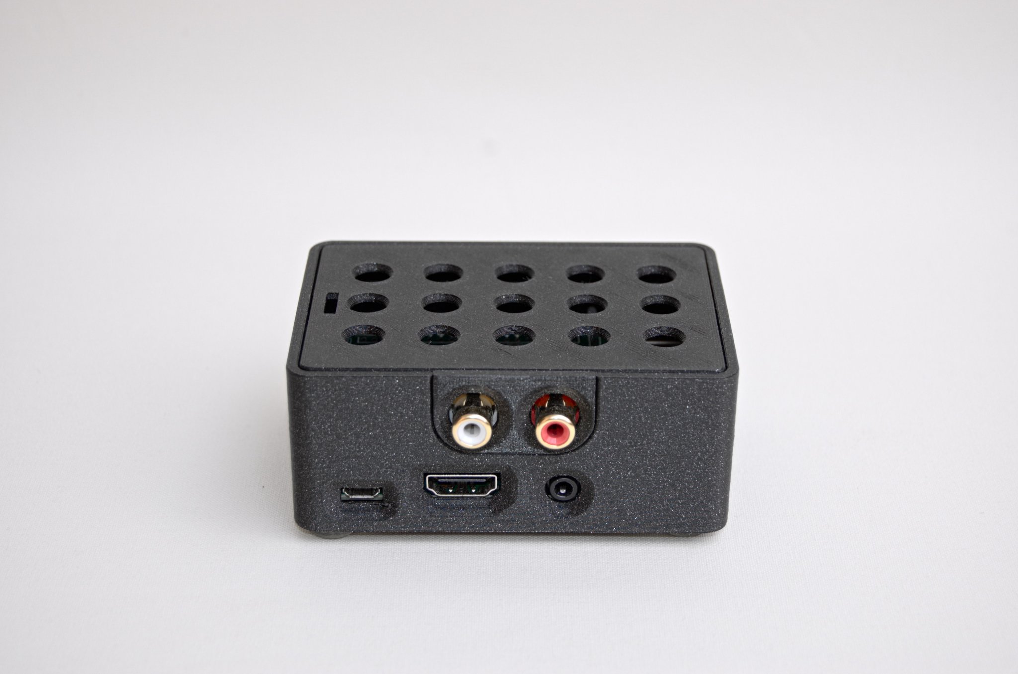 Vỏ HiFiBerry cho Raspberry Pi 3B+ và 4