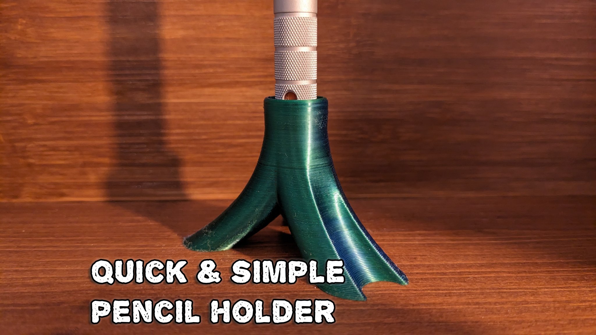 Giá đỡ bút hình dạng hữu cơ cho văn phòng